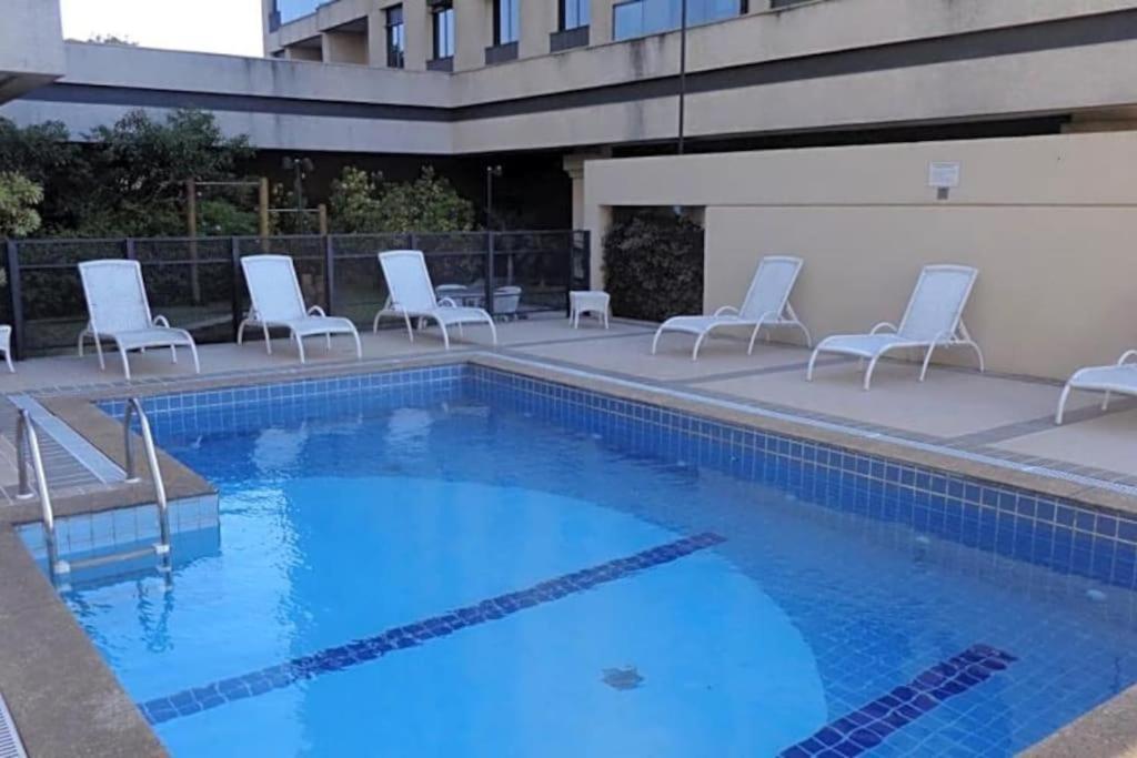 Linda suite em hotel ao lado do aeroporto de Congonhas