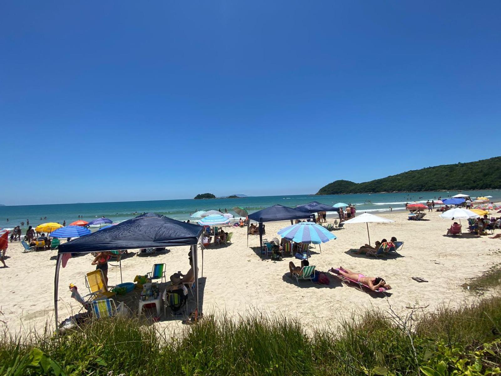 Maravilhoso Apartamento Frente Mar na Praia de Palmas