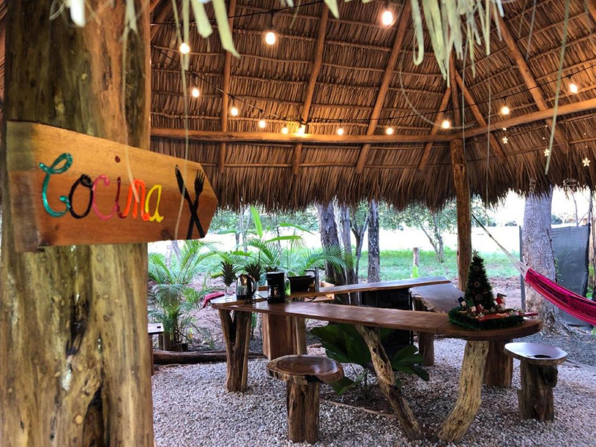Cabinas de Lou Eco Lodge TAMARINDO