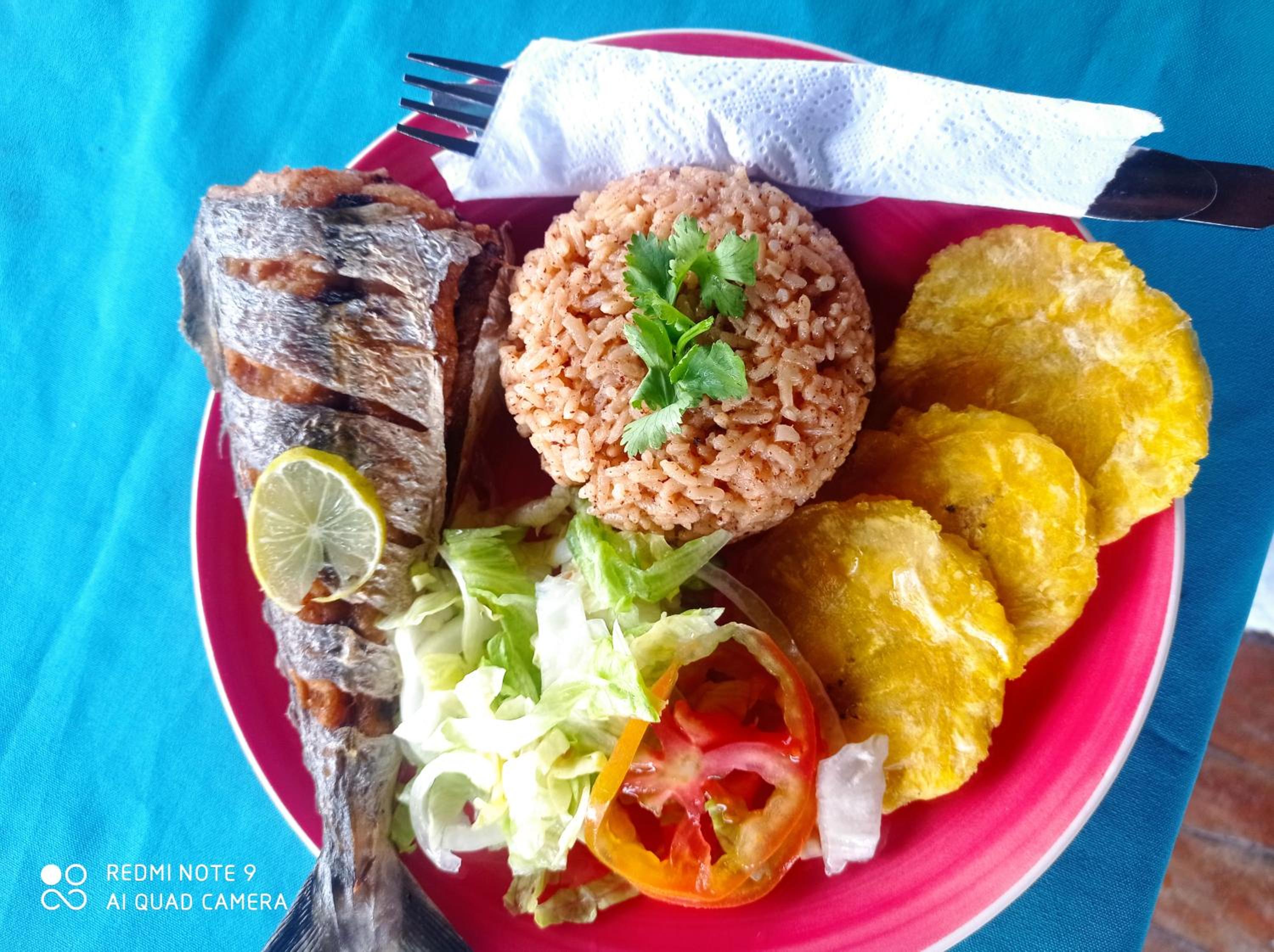 HOSTAL BELLEZA TROPICAL
