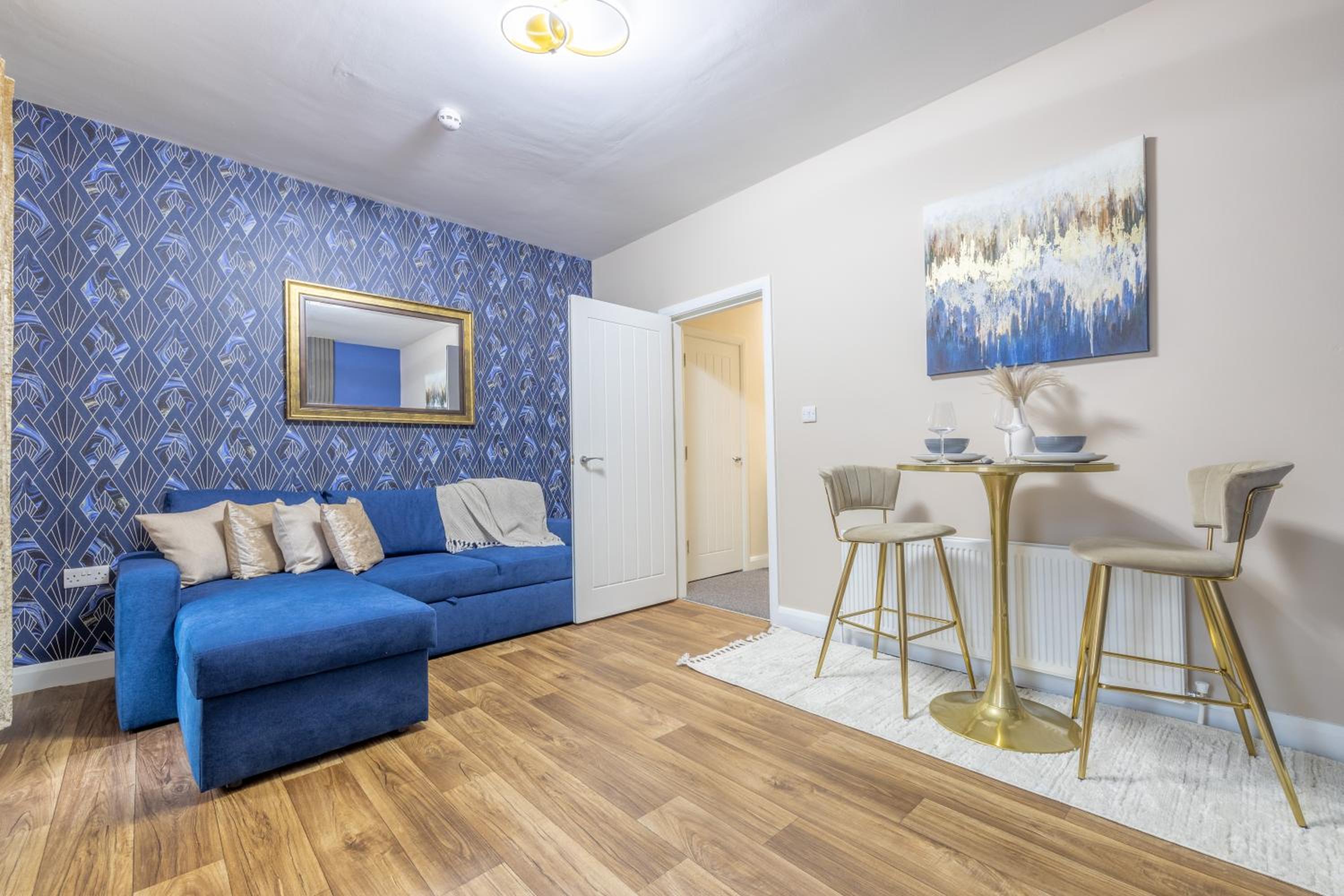 One Bedroom Suite Apartments By Travel Lets Short Term Rental Agency Derry With Free WiFi view 5
