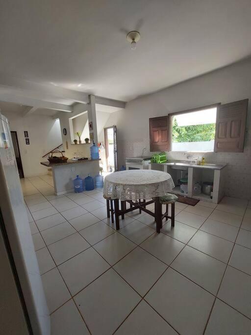 Casa ampla em Condomínio Águas de Olivença