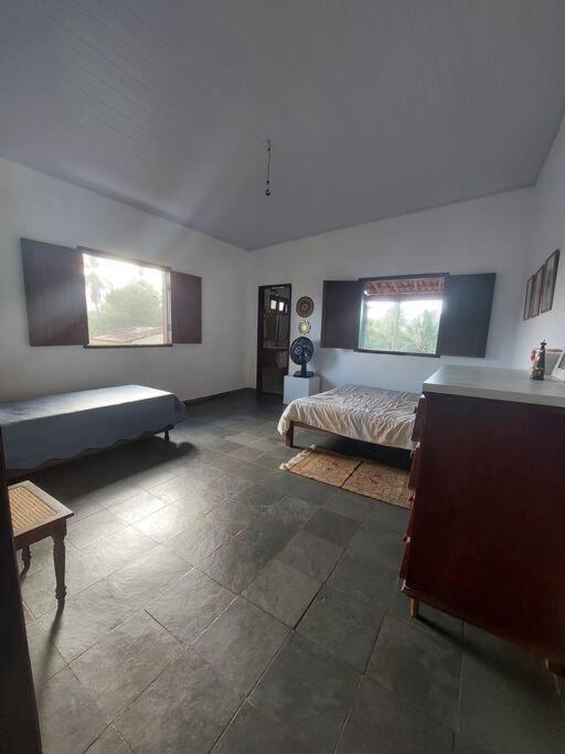 Casa ampla em Condomínio Águas de Olivença