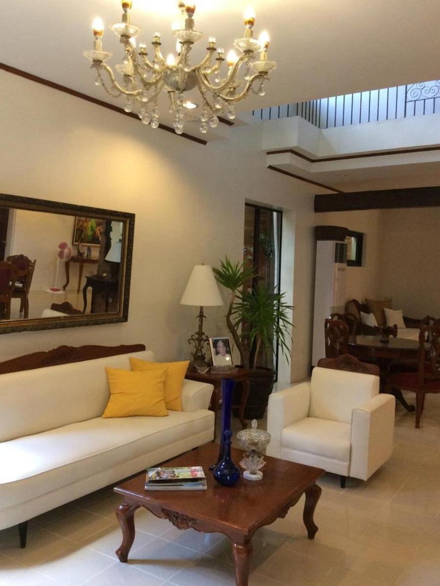 Casa Roces