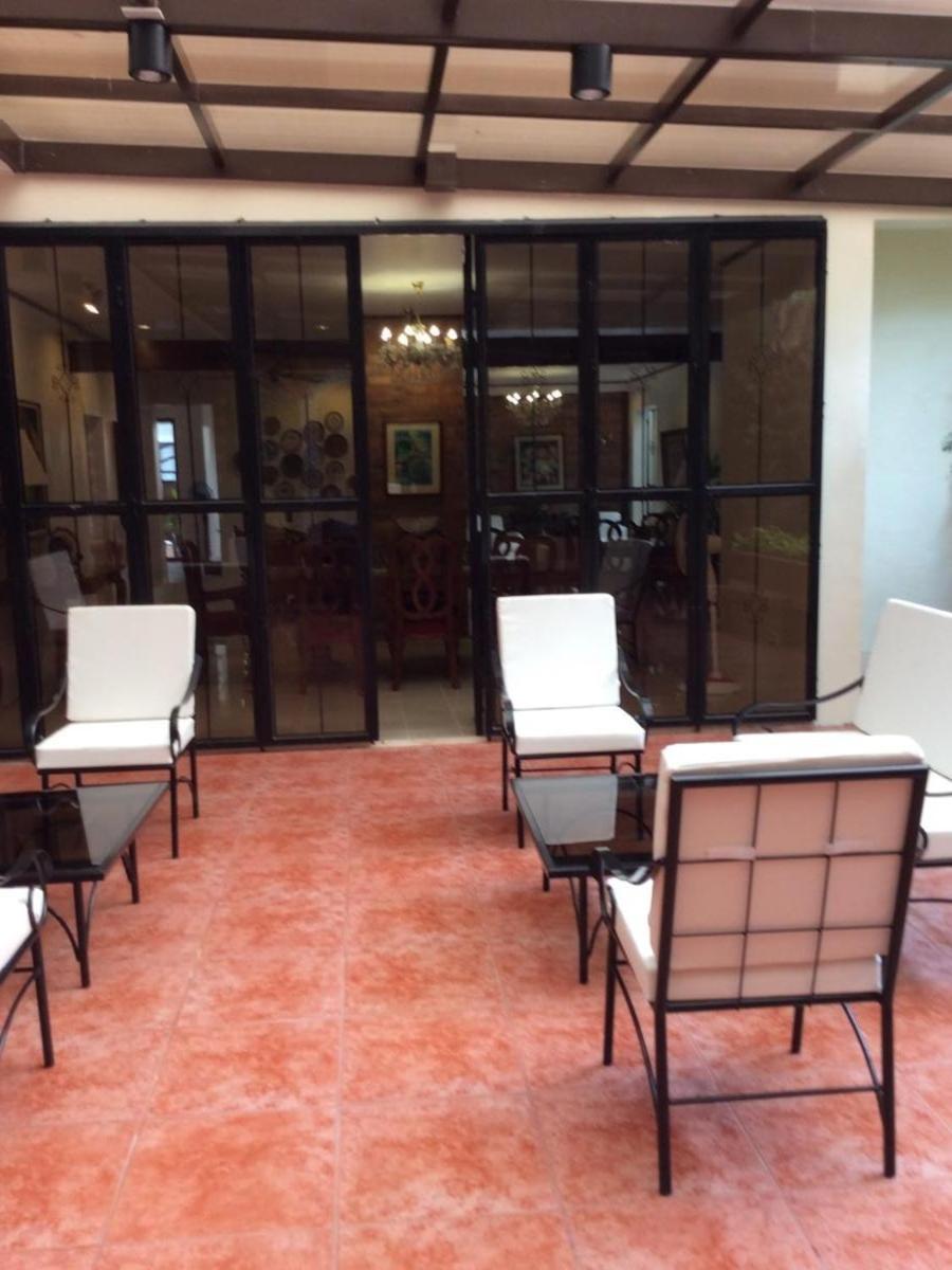 Casa Roces