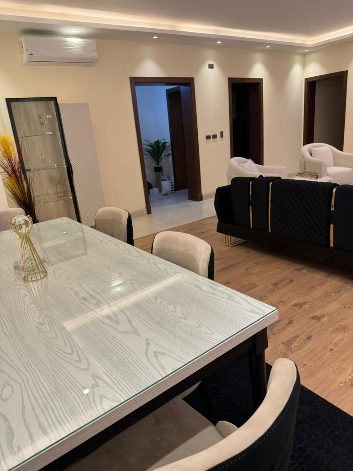 apartment in sodic Eastown