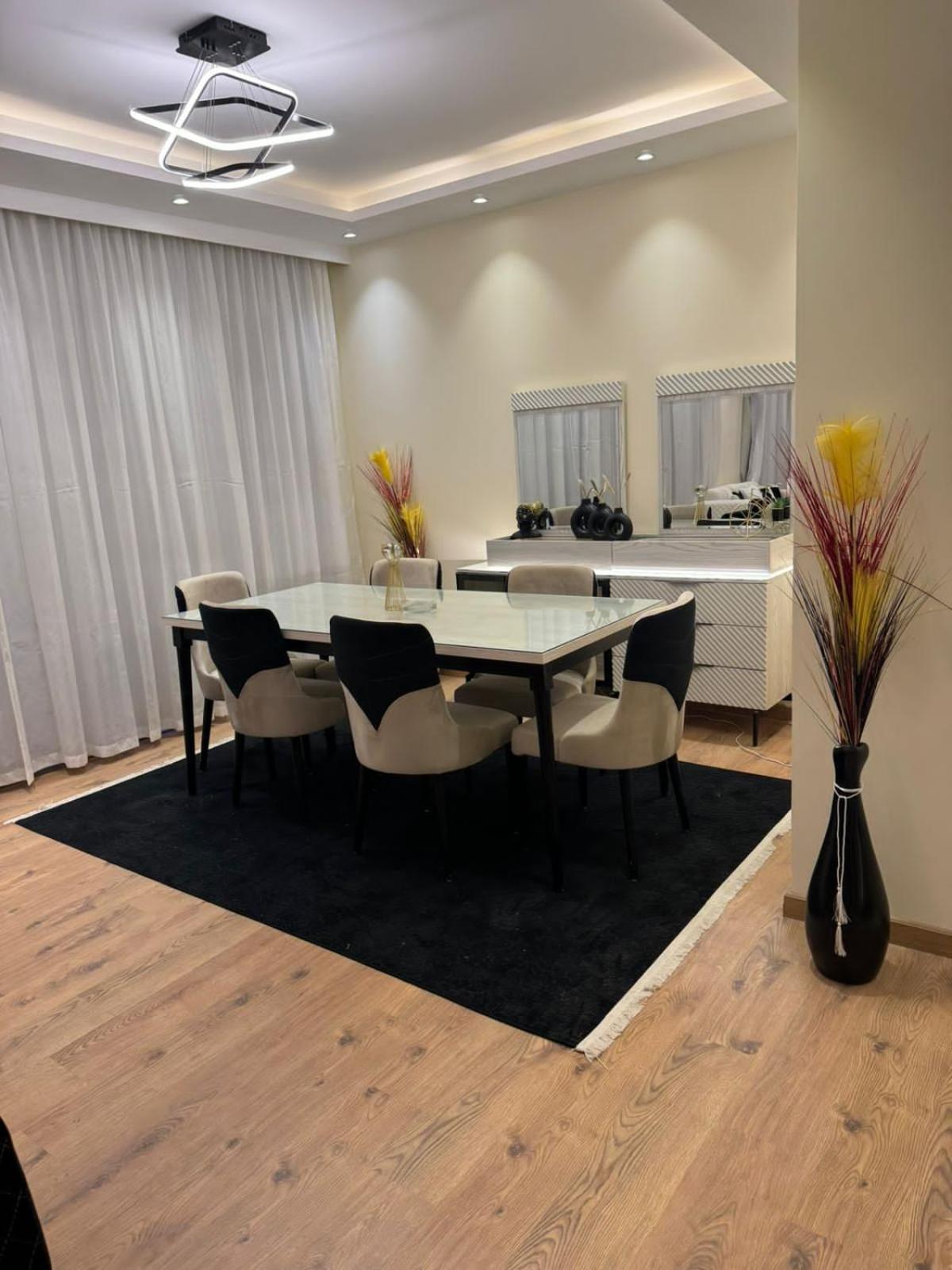 apartment in sodic Eastown