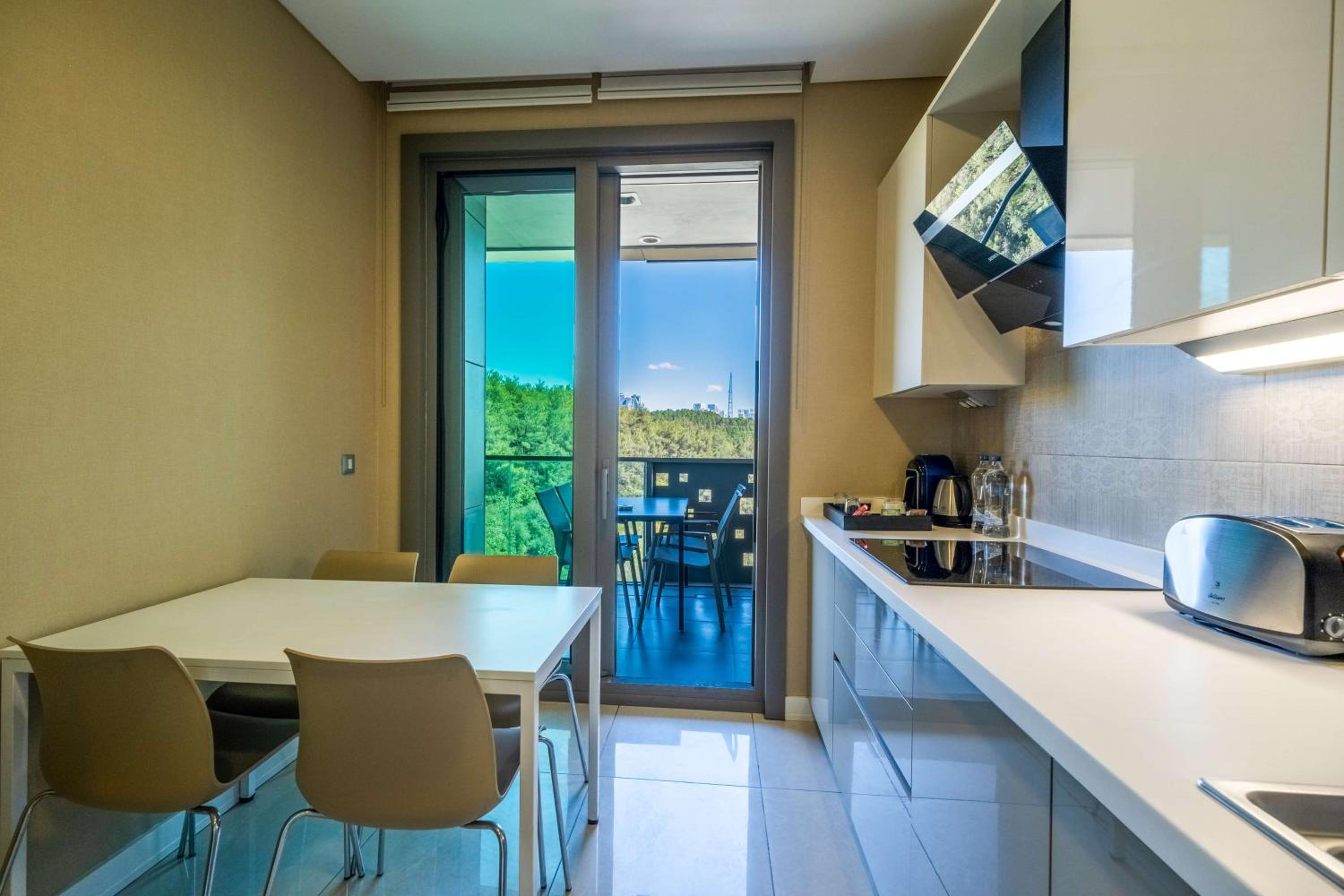 Radisson Residences Vadistanbul - Image 42