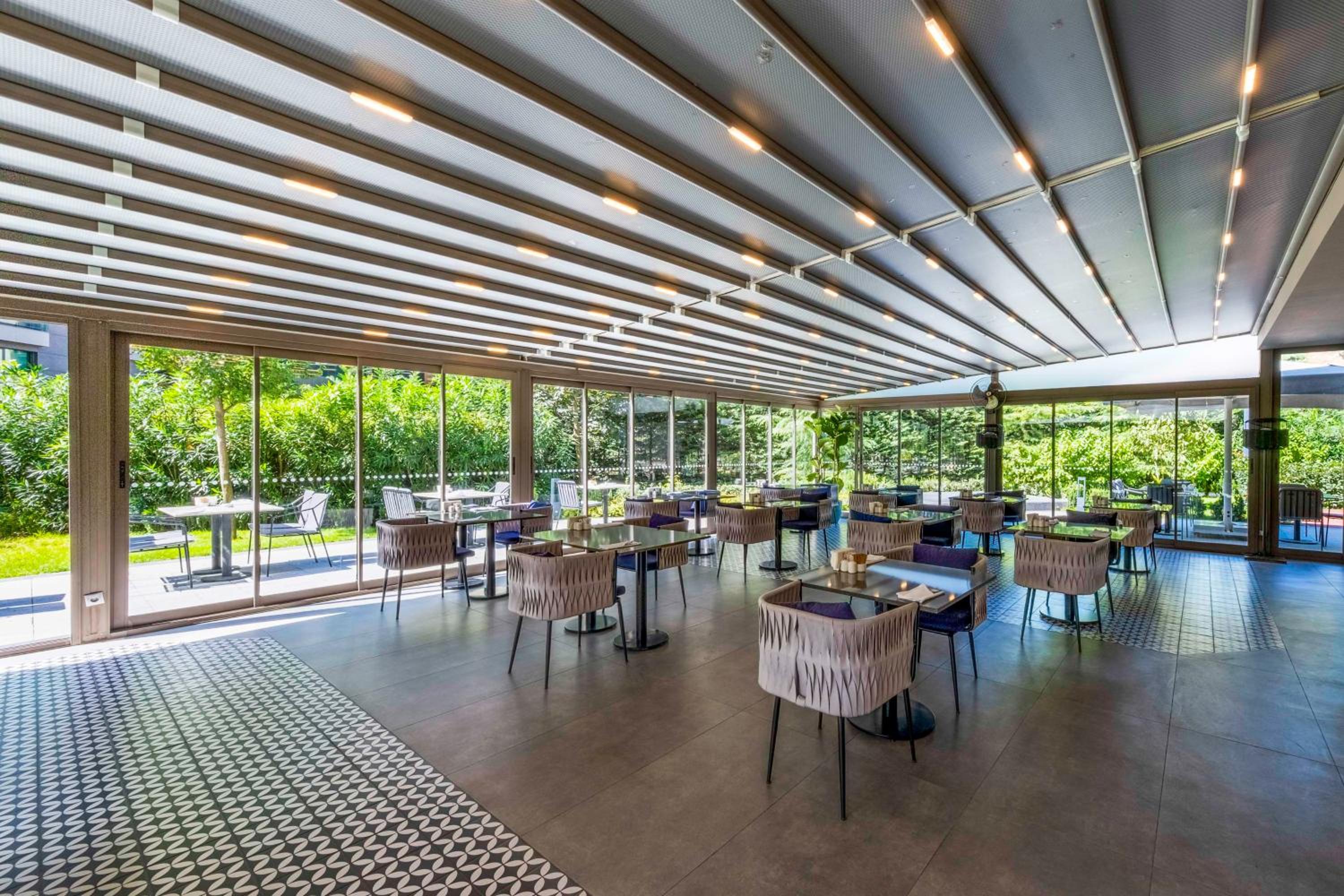 Radisson Residences Vadistanbul - Image 54