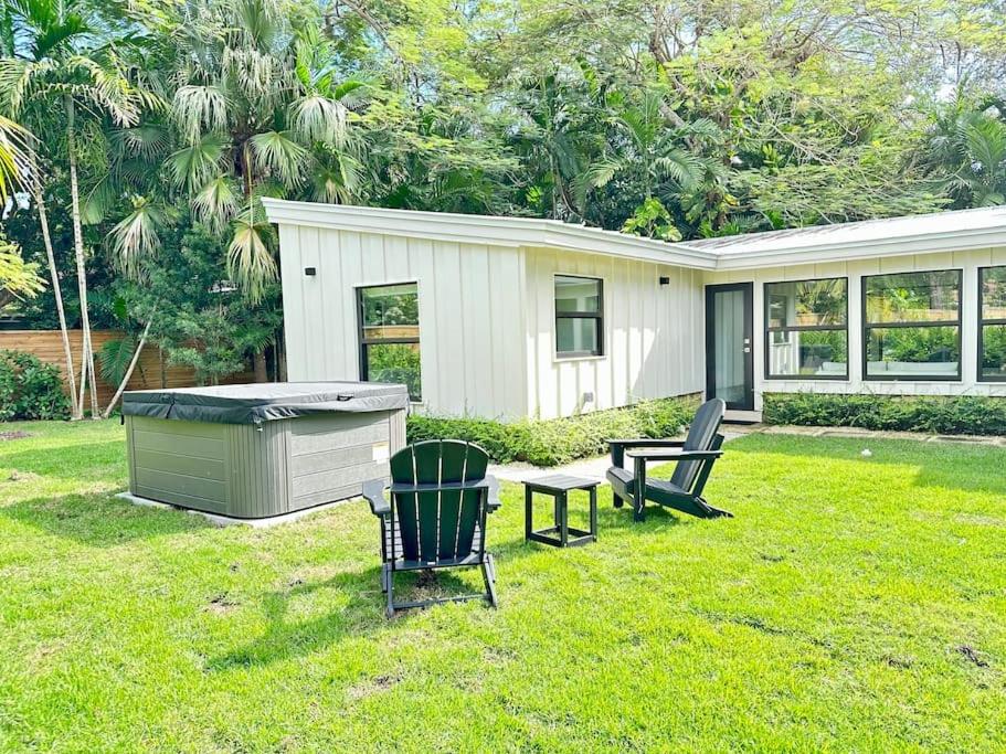 Coconut Grove Mid-Century Jungle Oasis