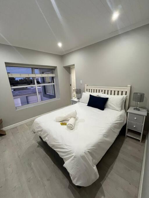 Modern BeachFront Penthouse view 4