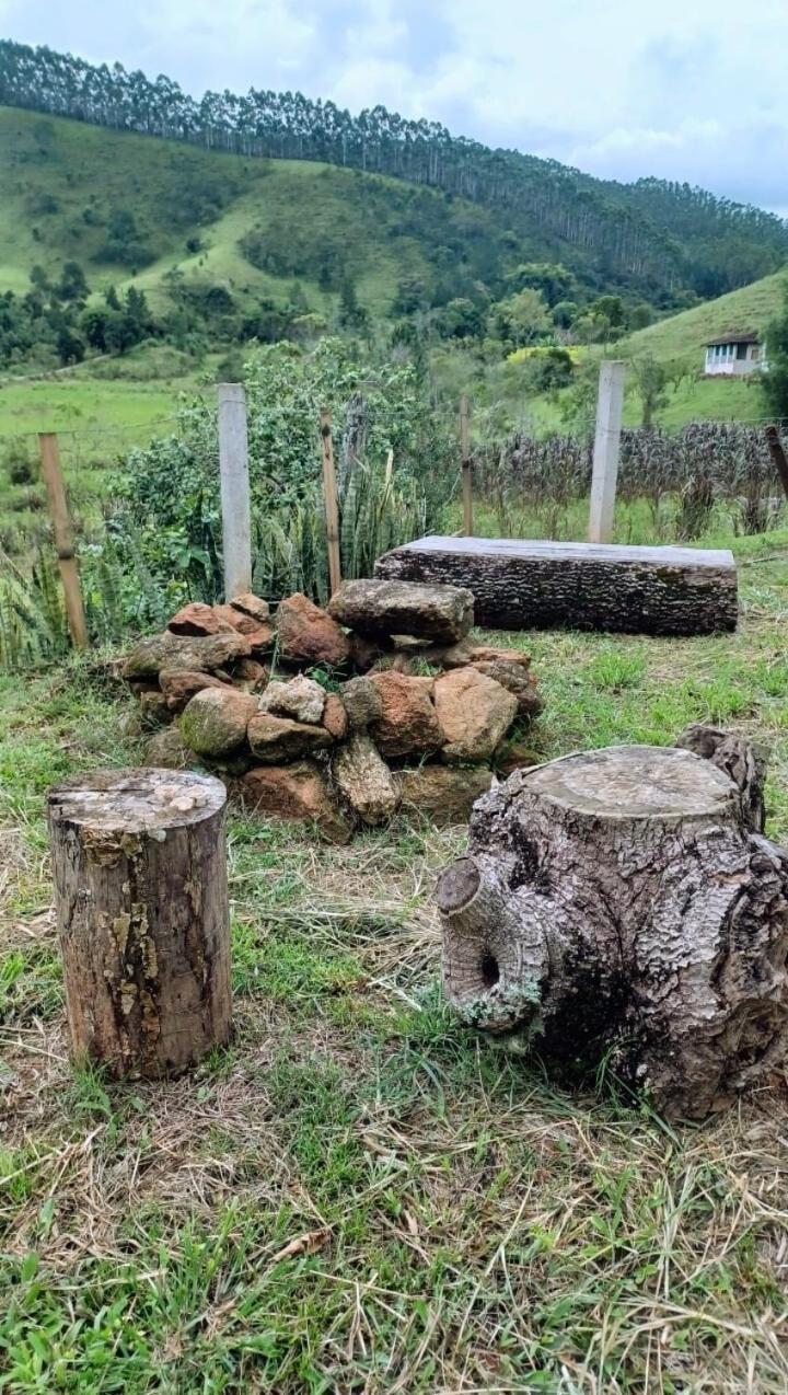 Chale Jatoba Monteiro Lobato