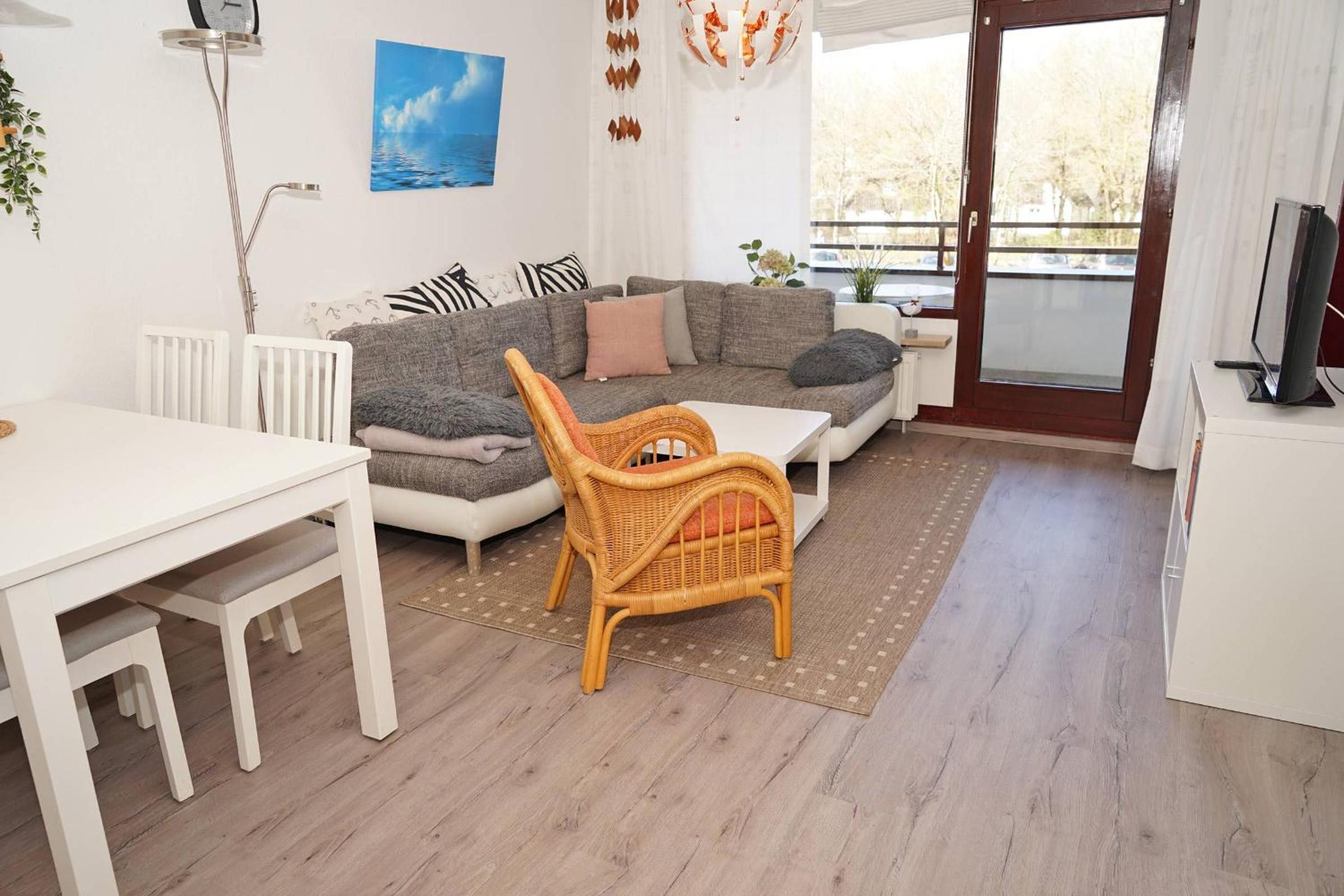 sonnige Ferienwohnung - wenige Meter zum Strand