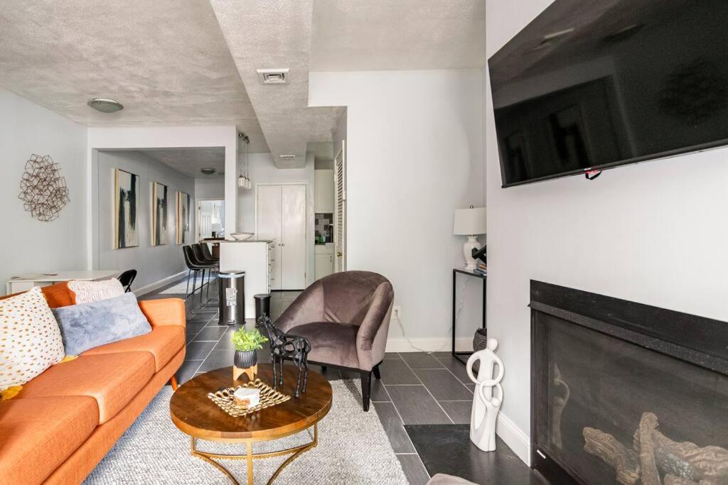 Viola’s Place