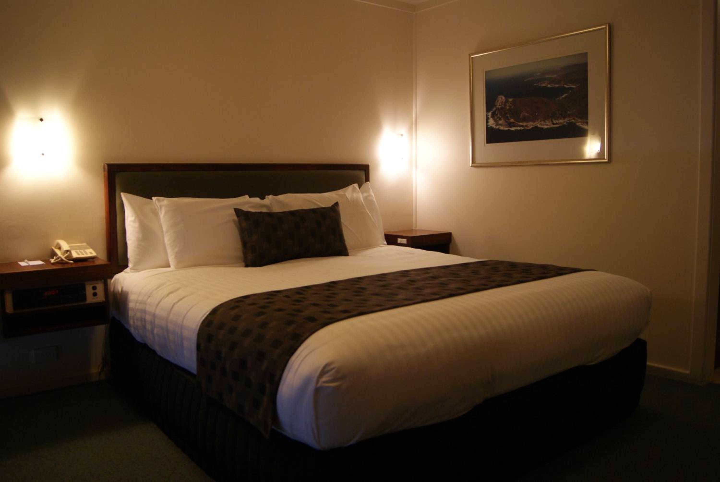 Albany Vacations - SureStay Hotel by Best Western The Clarence on Melville - Property Image 1