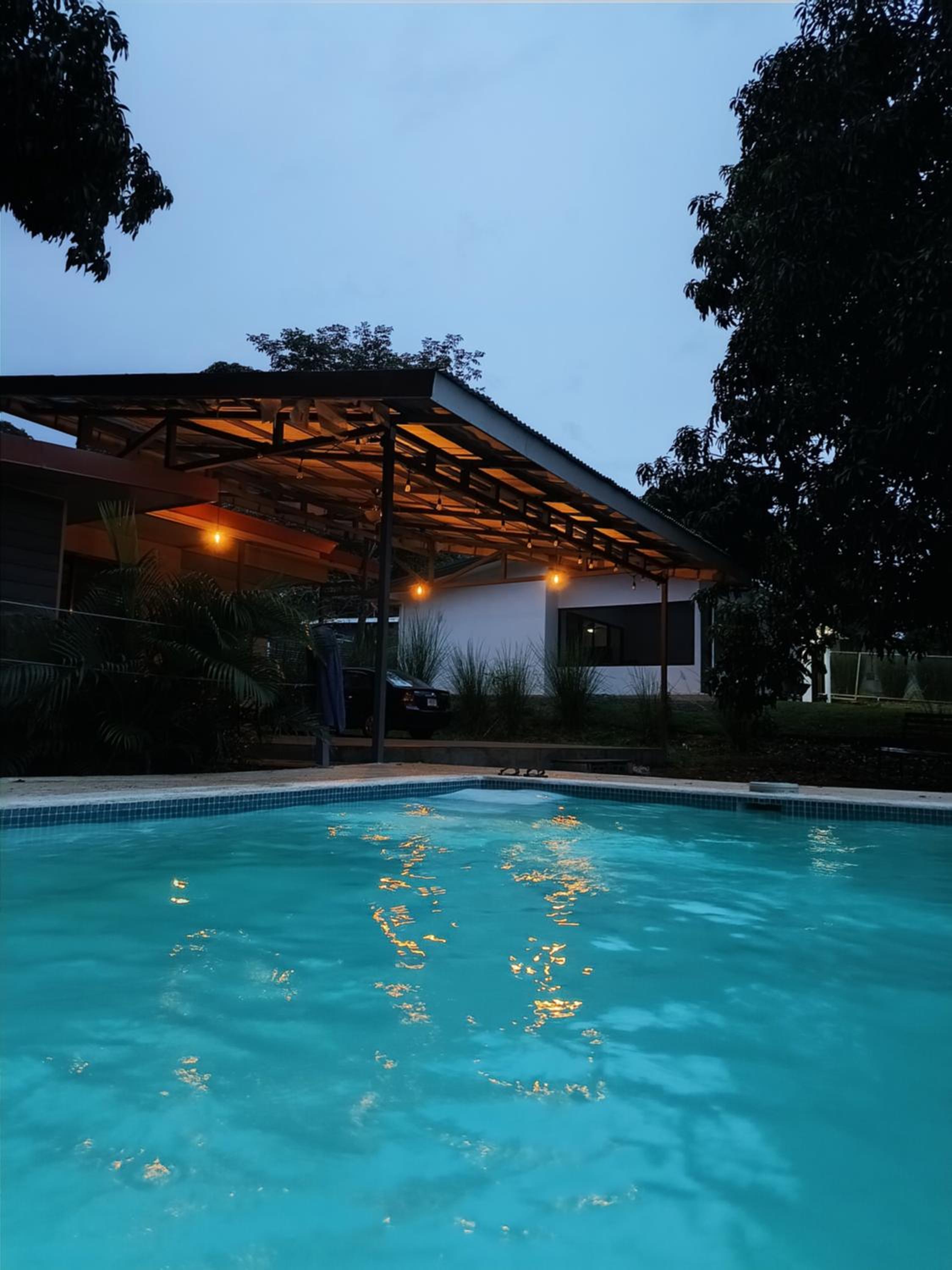 Casa Mangos