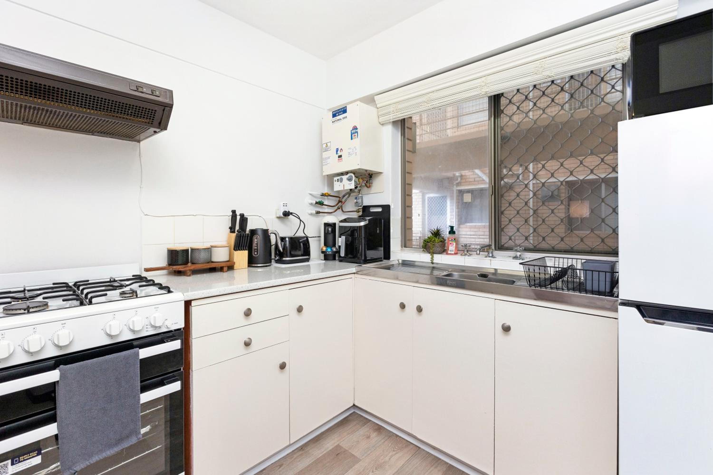 Urban Chic Studio by 'the Strip'