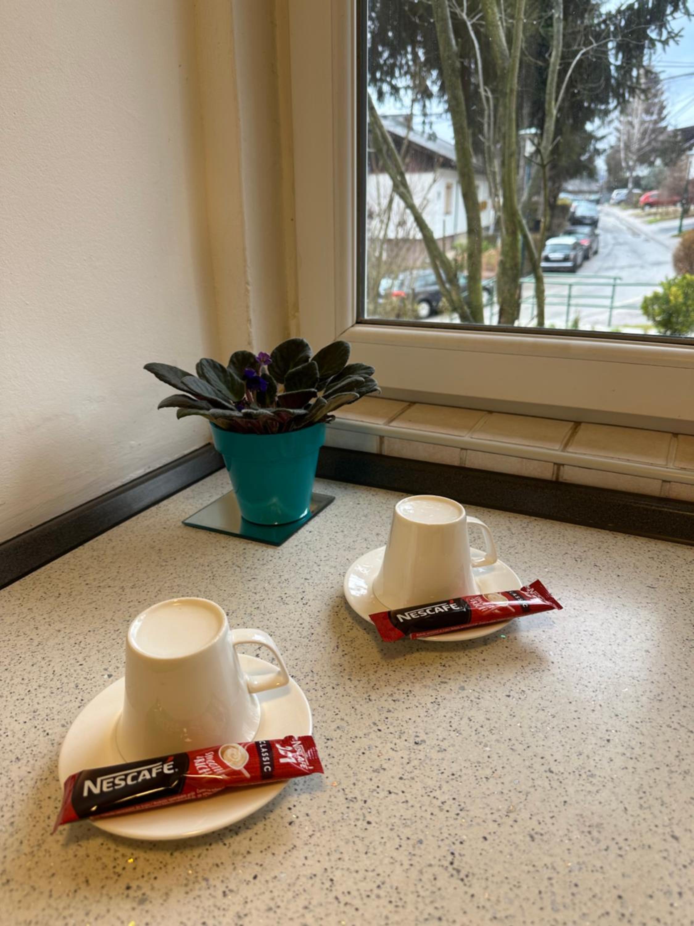 Golden Lily - Pet Friendly Apartment