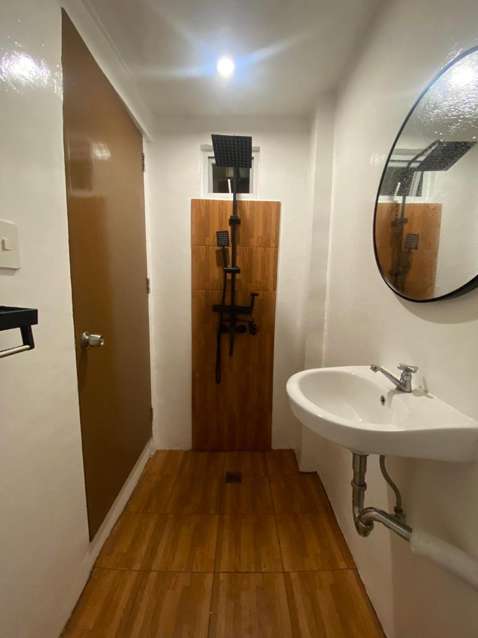 JaL GUESTHOUSE