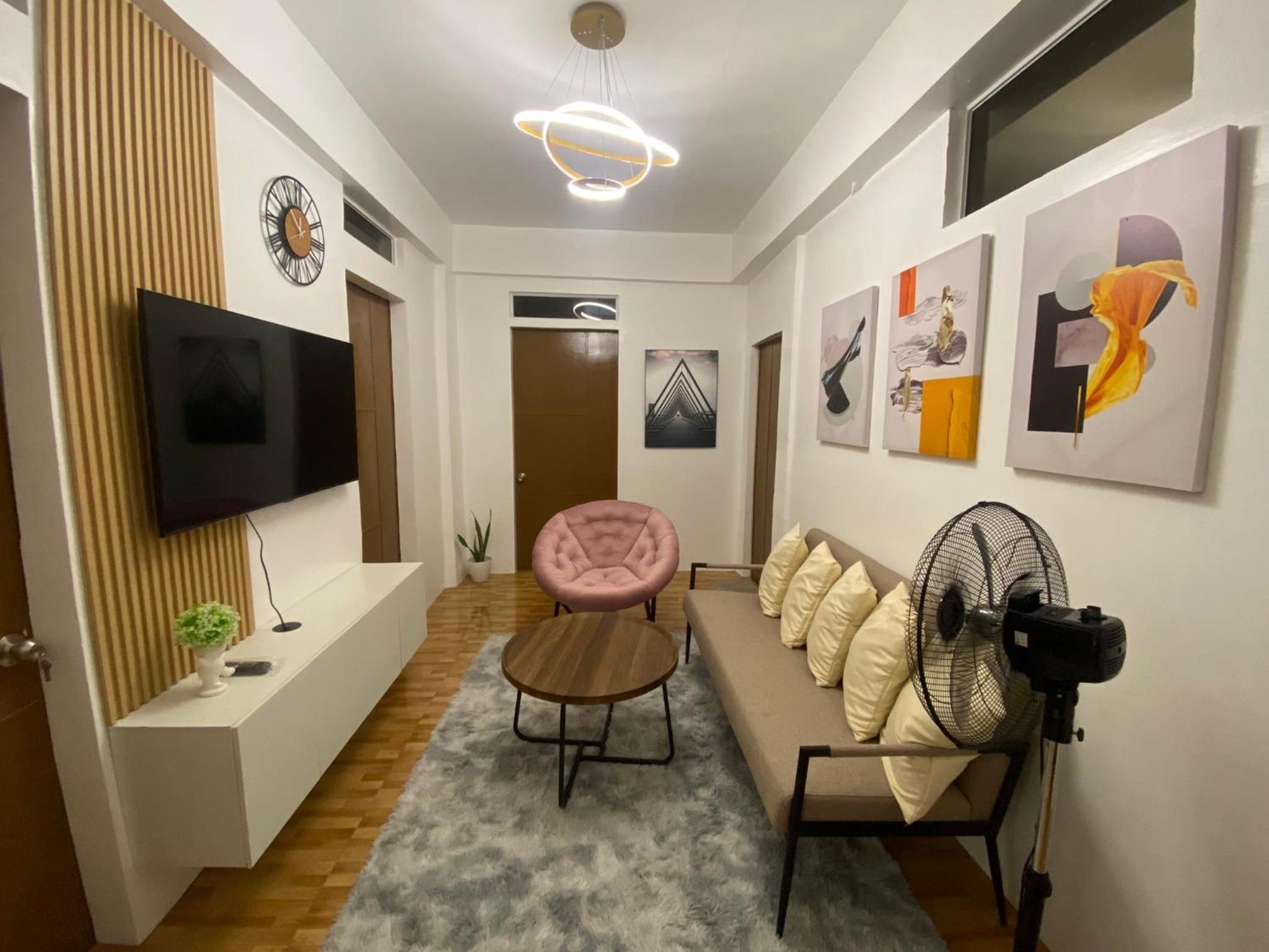 JaL GUESTHOUSE