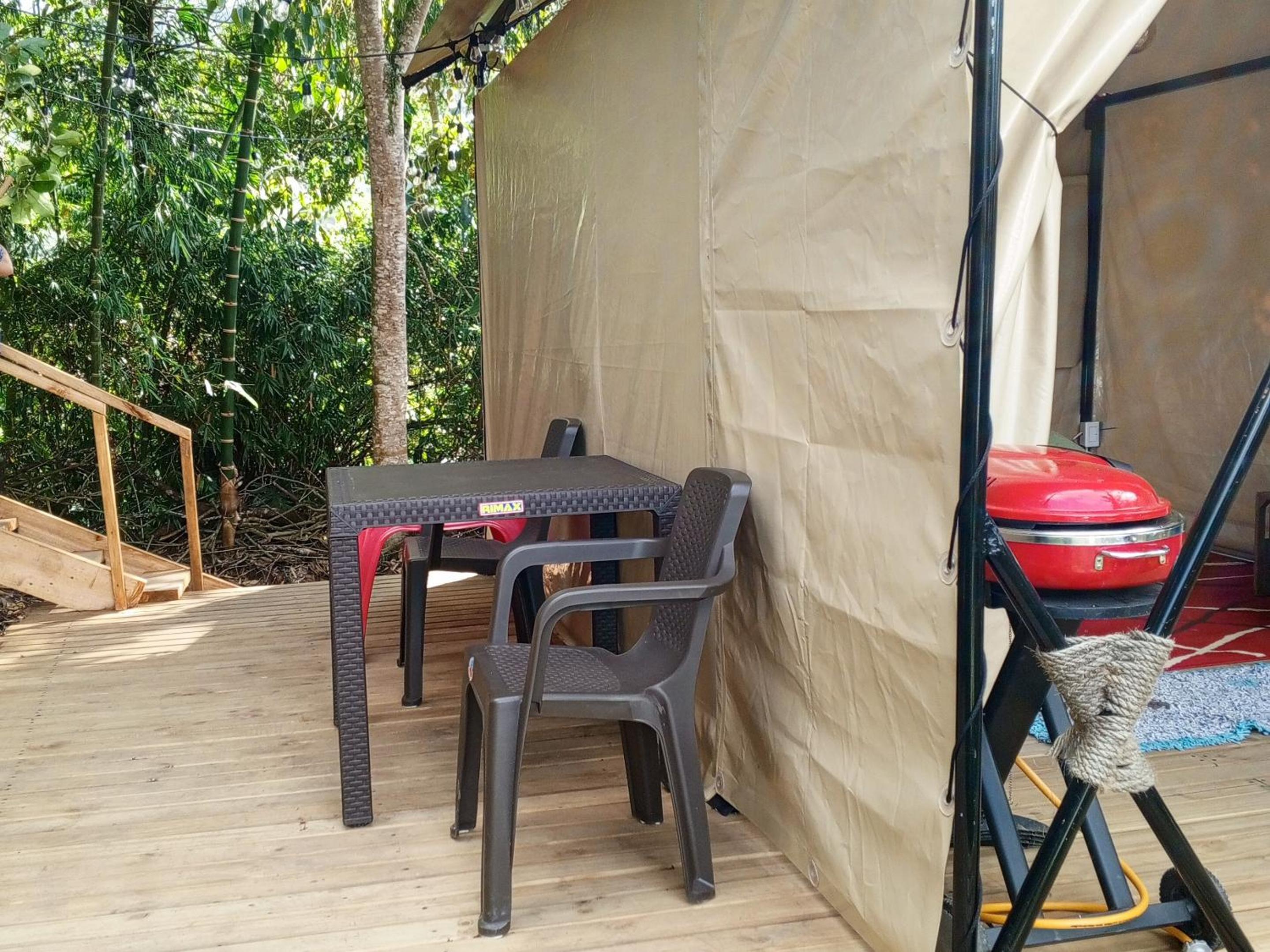 Cabaña & glamping para grupos de 4 a 6 personas, cerca al parque y con avistamiento de aves