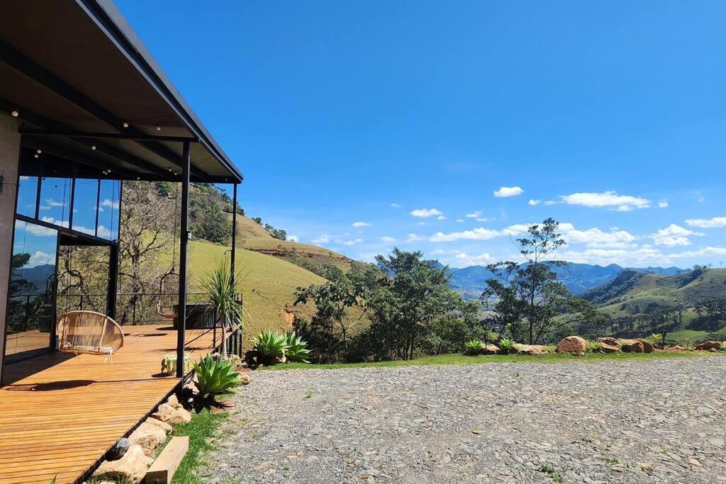 Maravilhosa casa com Cachoeira
