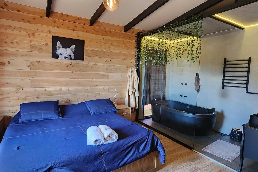 Maravilhosa casa com Cachoeira