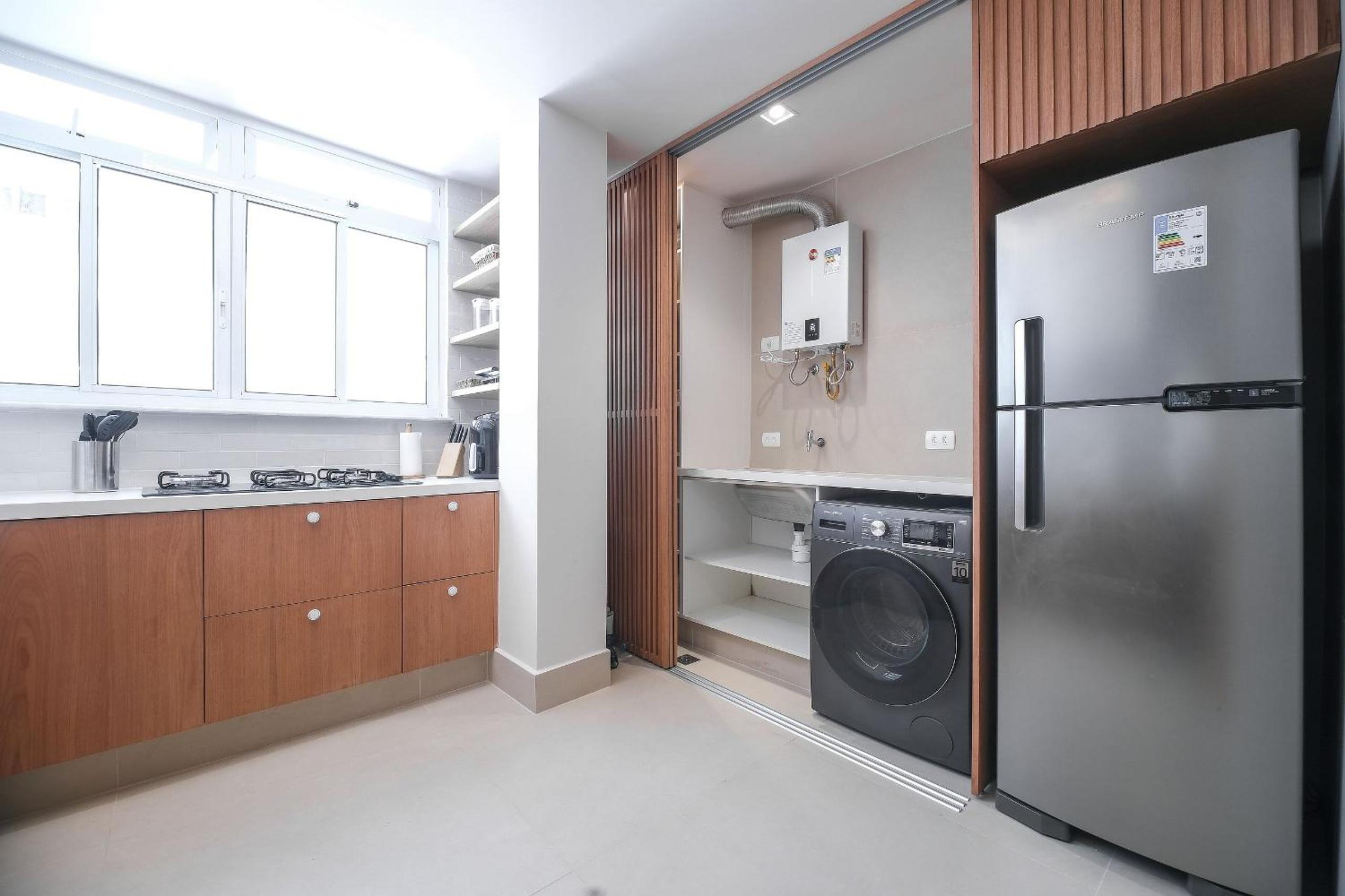 Newly renovated - 5 minutes away from Leblon beach