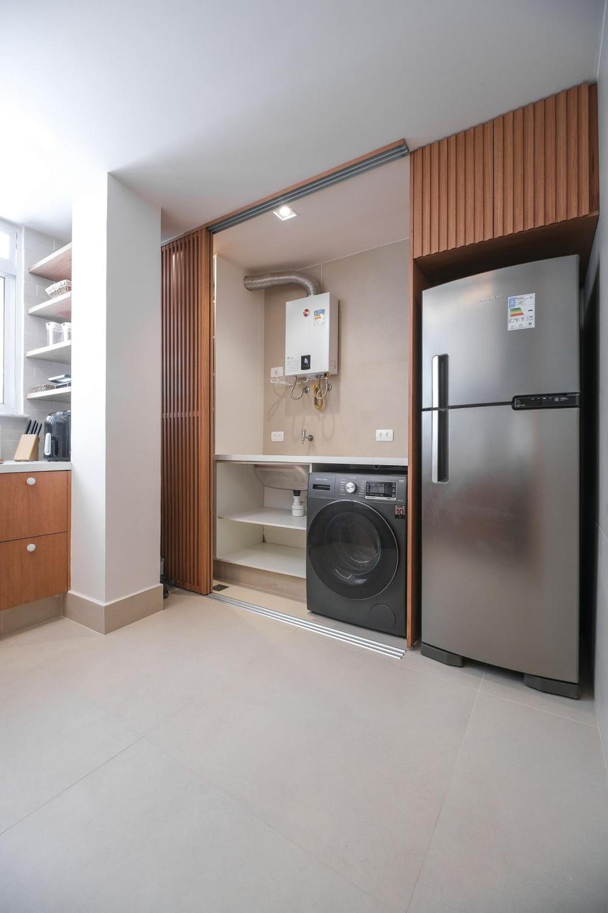 Newly renovated - 5 minutes away from Leblon beach