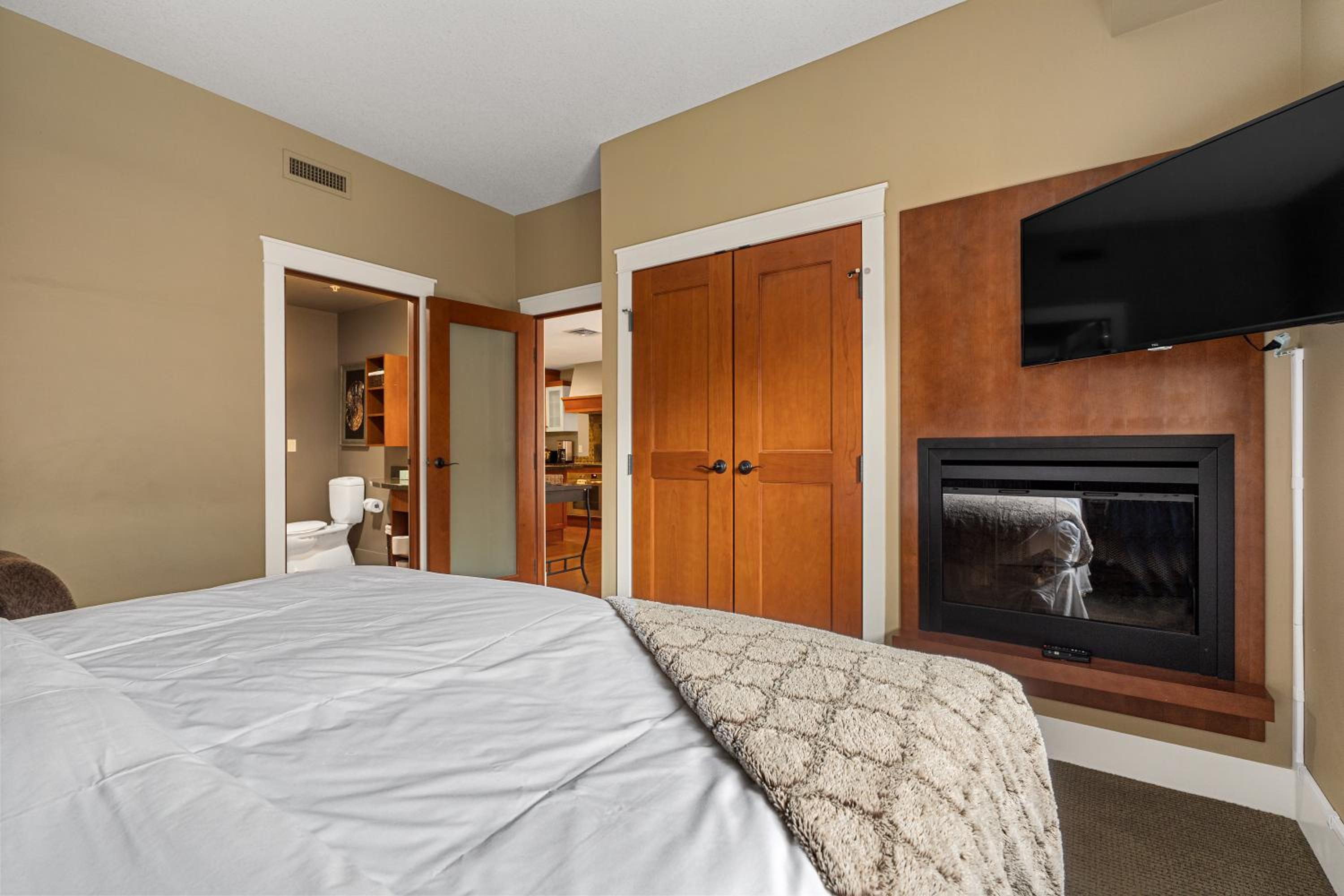Adventurer's Escape~ Mountain Luxury Resort