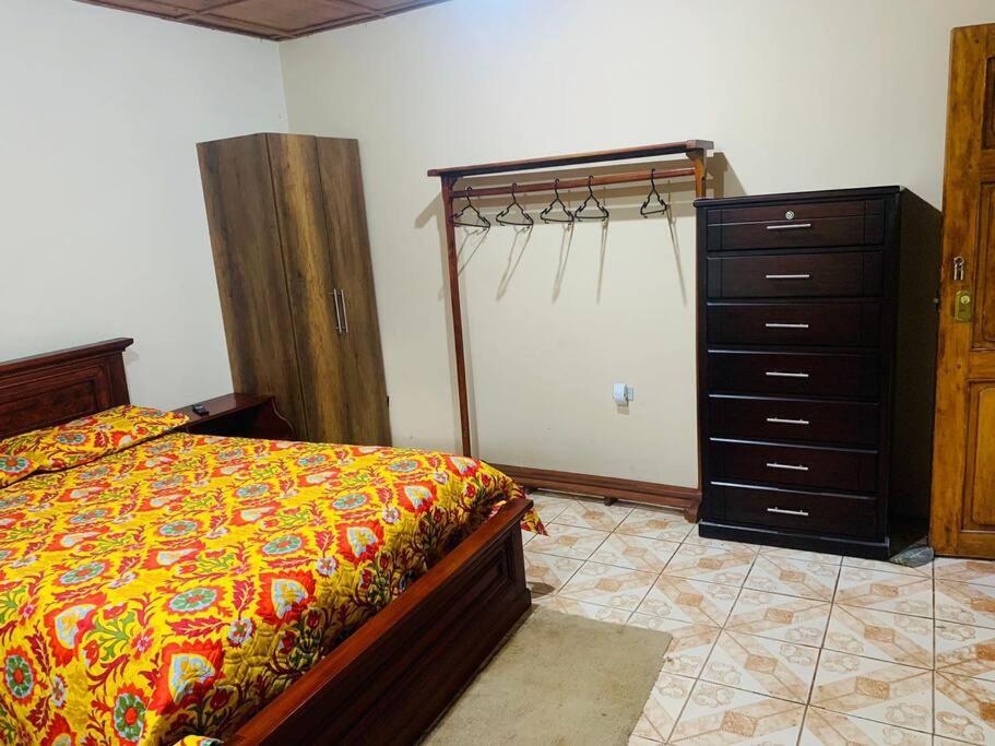 Cómoda casa vacacional cerca de Malacatos