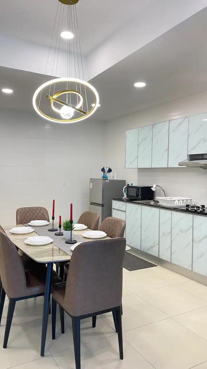 Reizz Condo 2R2B KLCC Ampang, Embassy, KL Tower City View