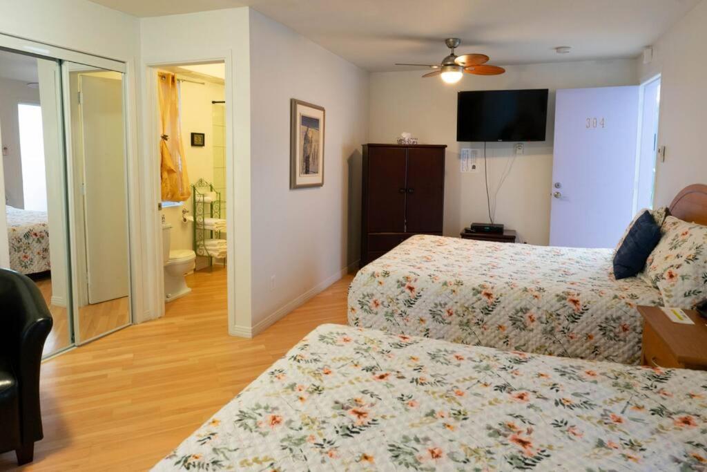 Trois-rivieres Vacations - 304 Chambre Familiale Spacieuse - Property Image 1