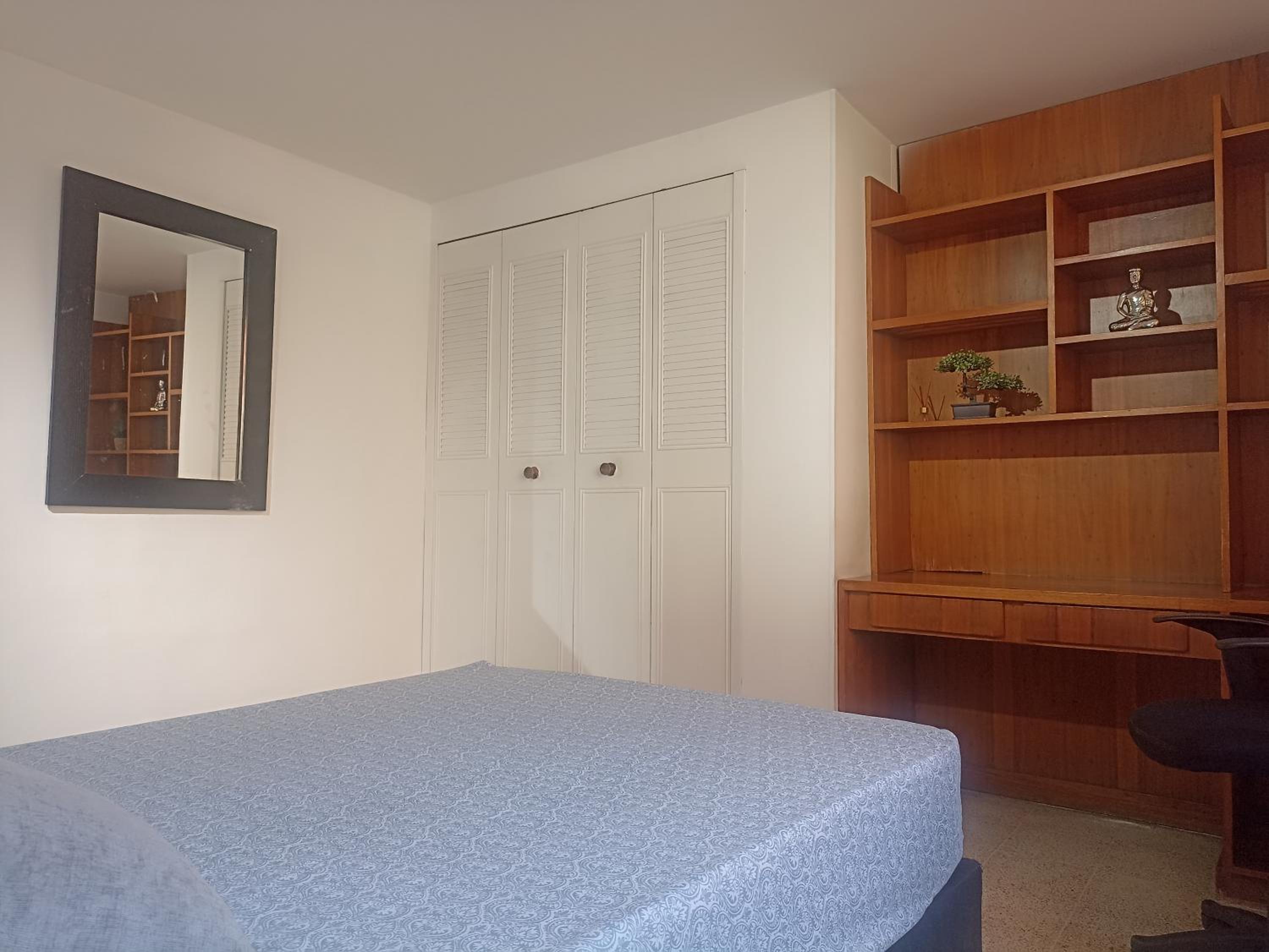 Habitación laureles la Castellana 2