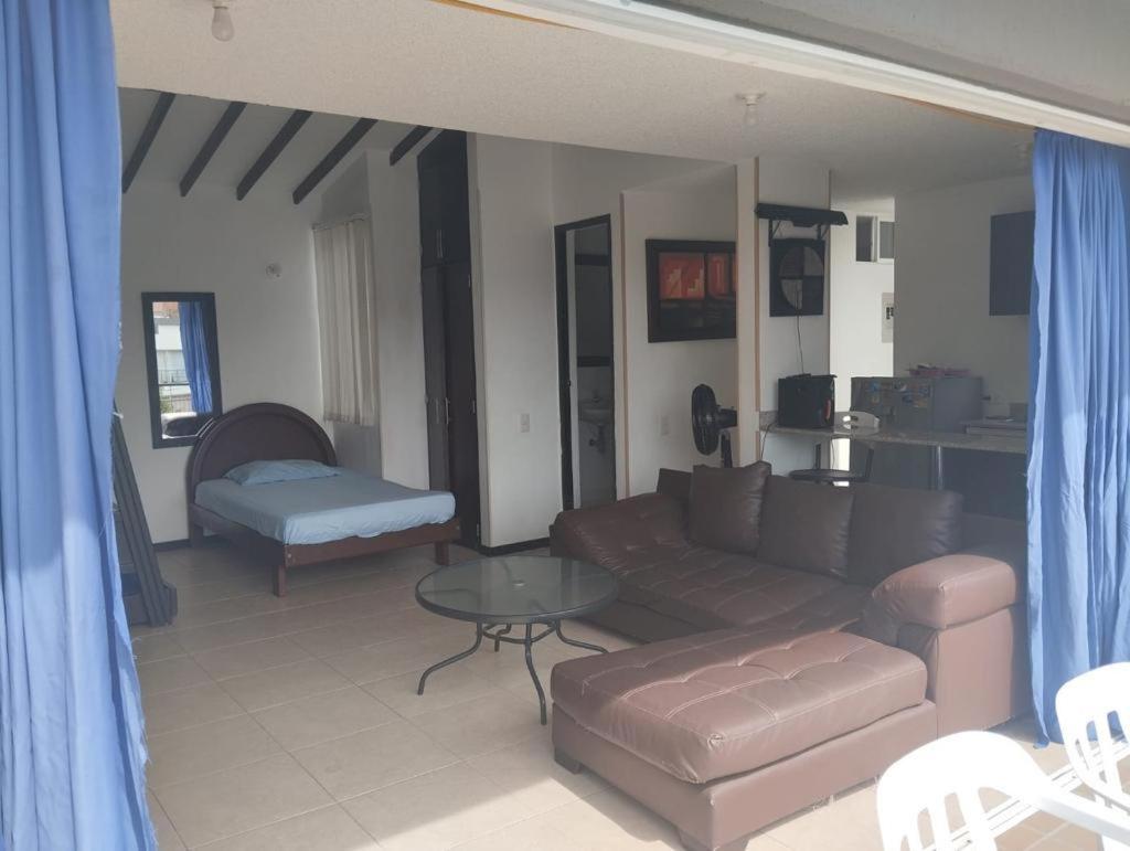 APARTASOLES SANTAFE