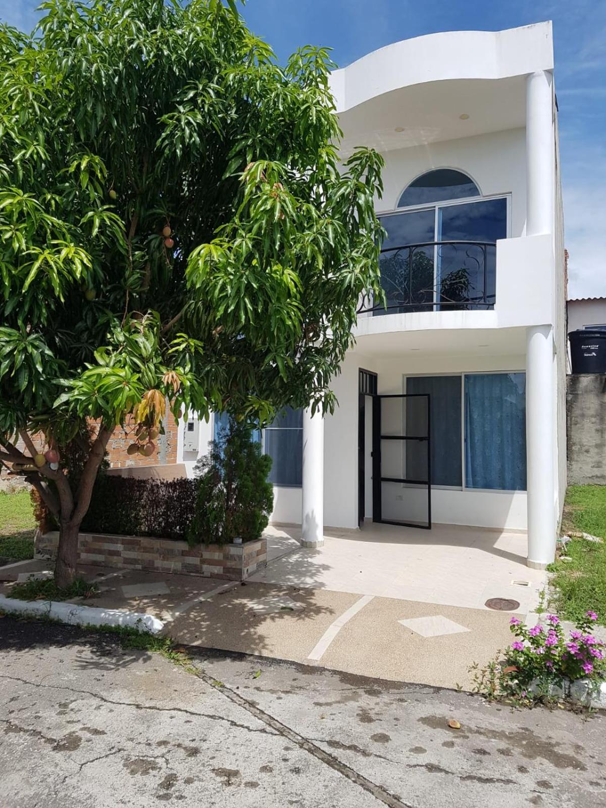 Casa Condominio Flandes / Giradot
