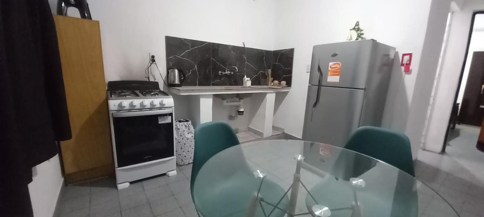 Los Cactus en La Rioja — kitchen