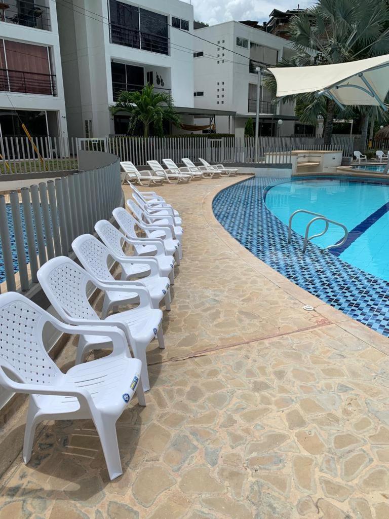 APARTASOLES SANTAFE