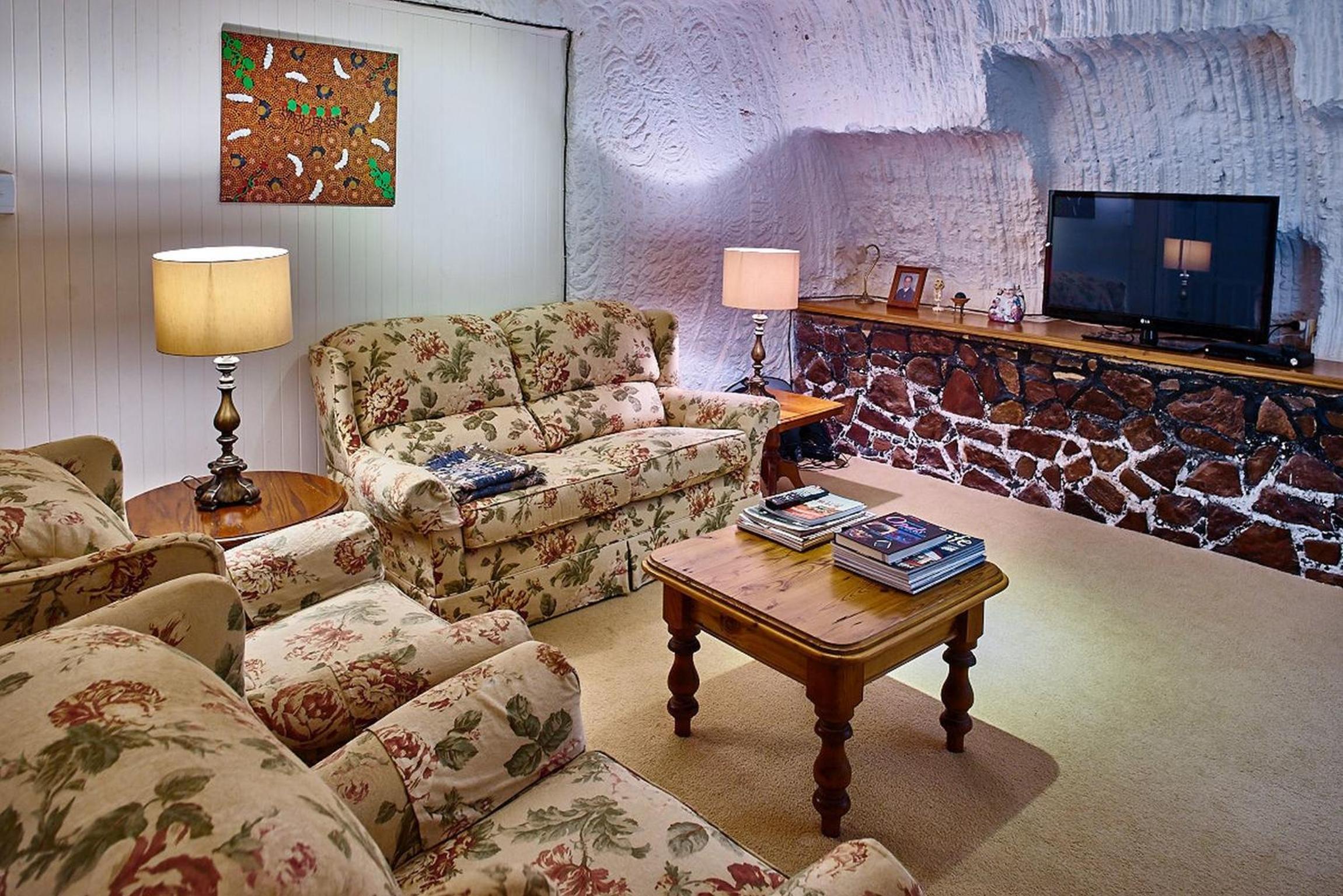 Underground Bed & Breakfast