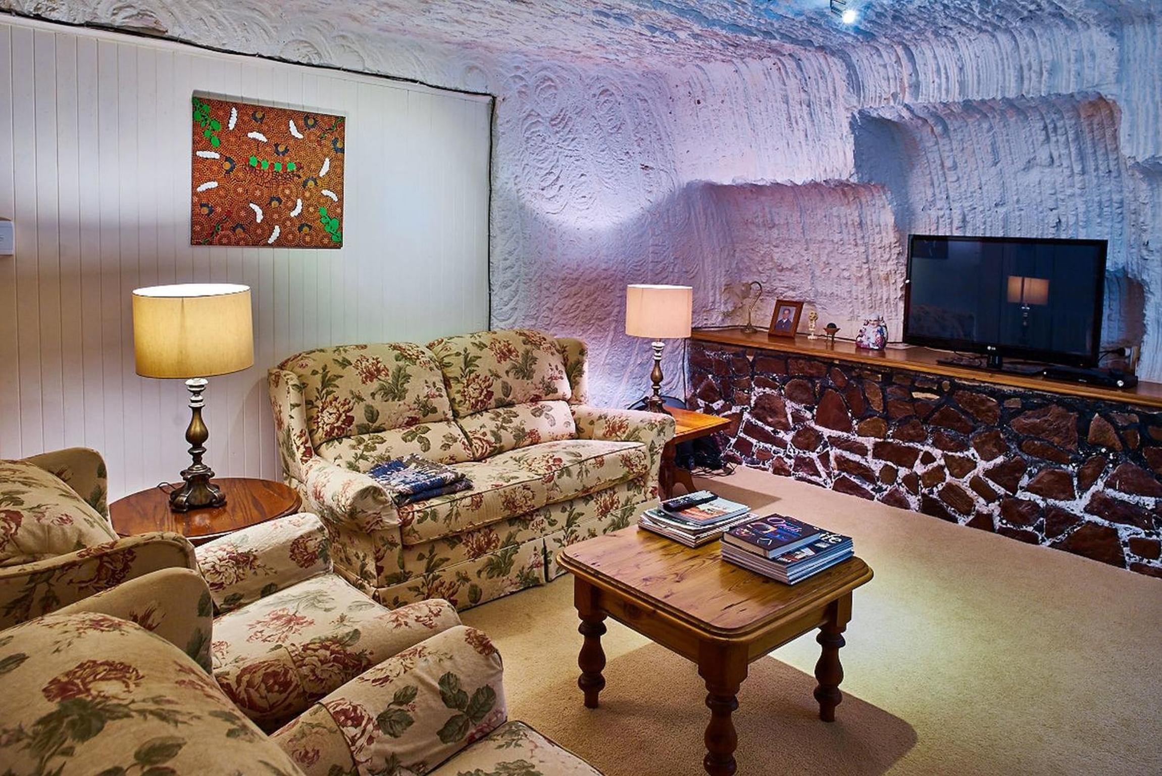 Underground Bed & Breakfast