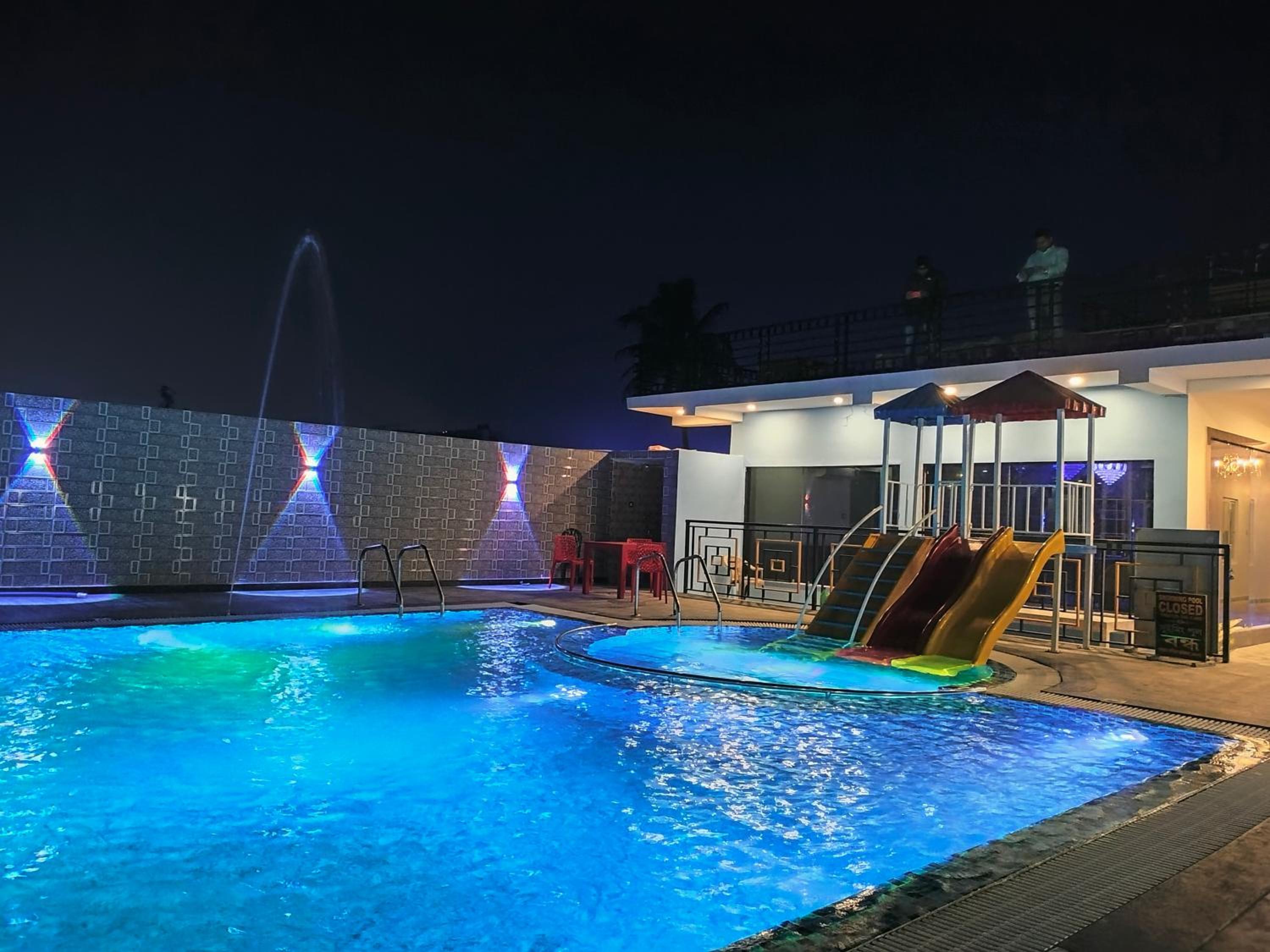 THE PELICAN BEACH RESORT