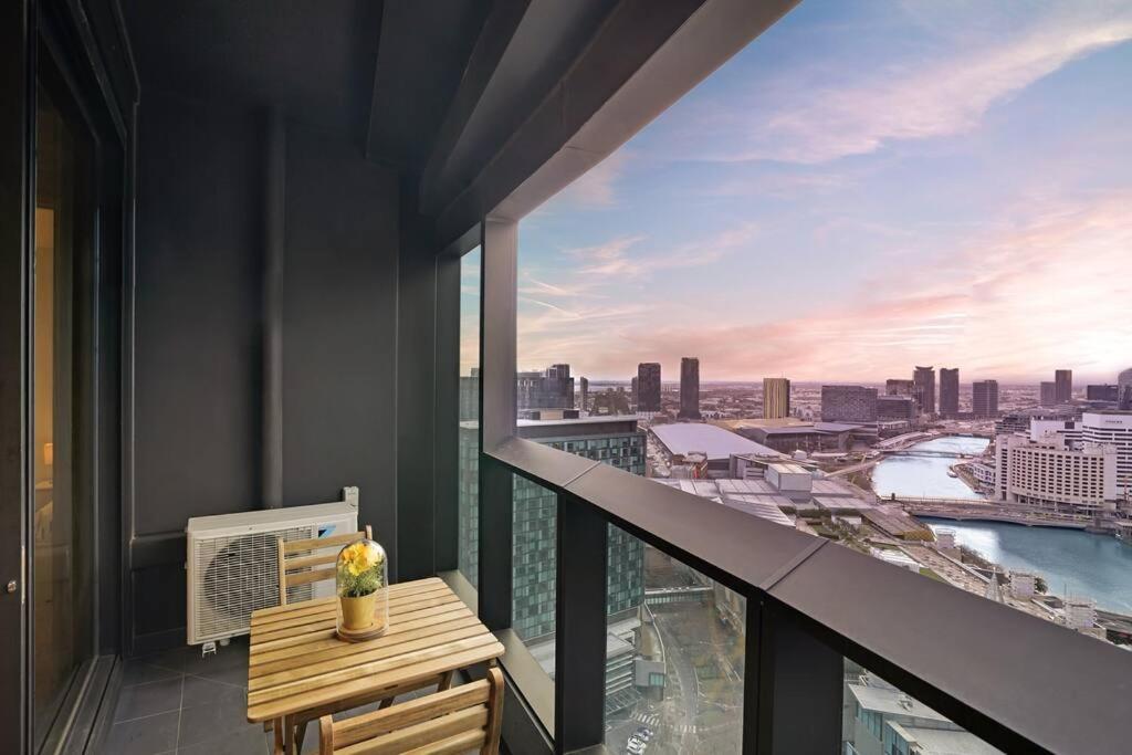 The Pearl on Southbank -City & Yarra River View221