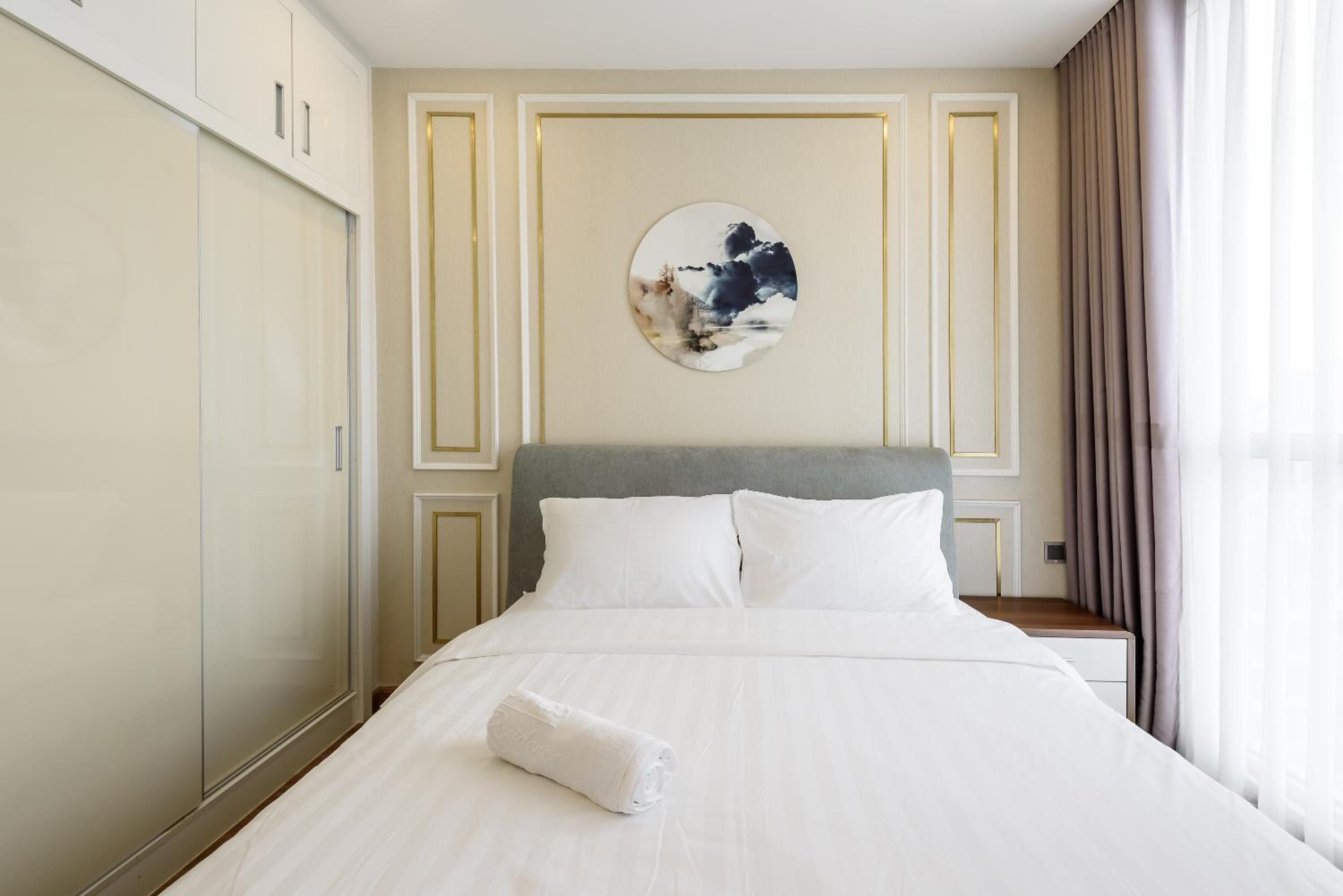 Luxury Apartment at Vinhomes Central Park