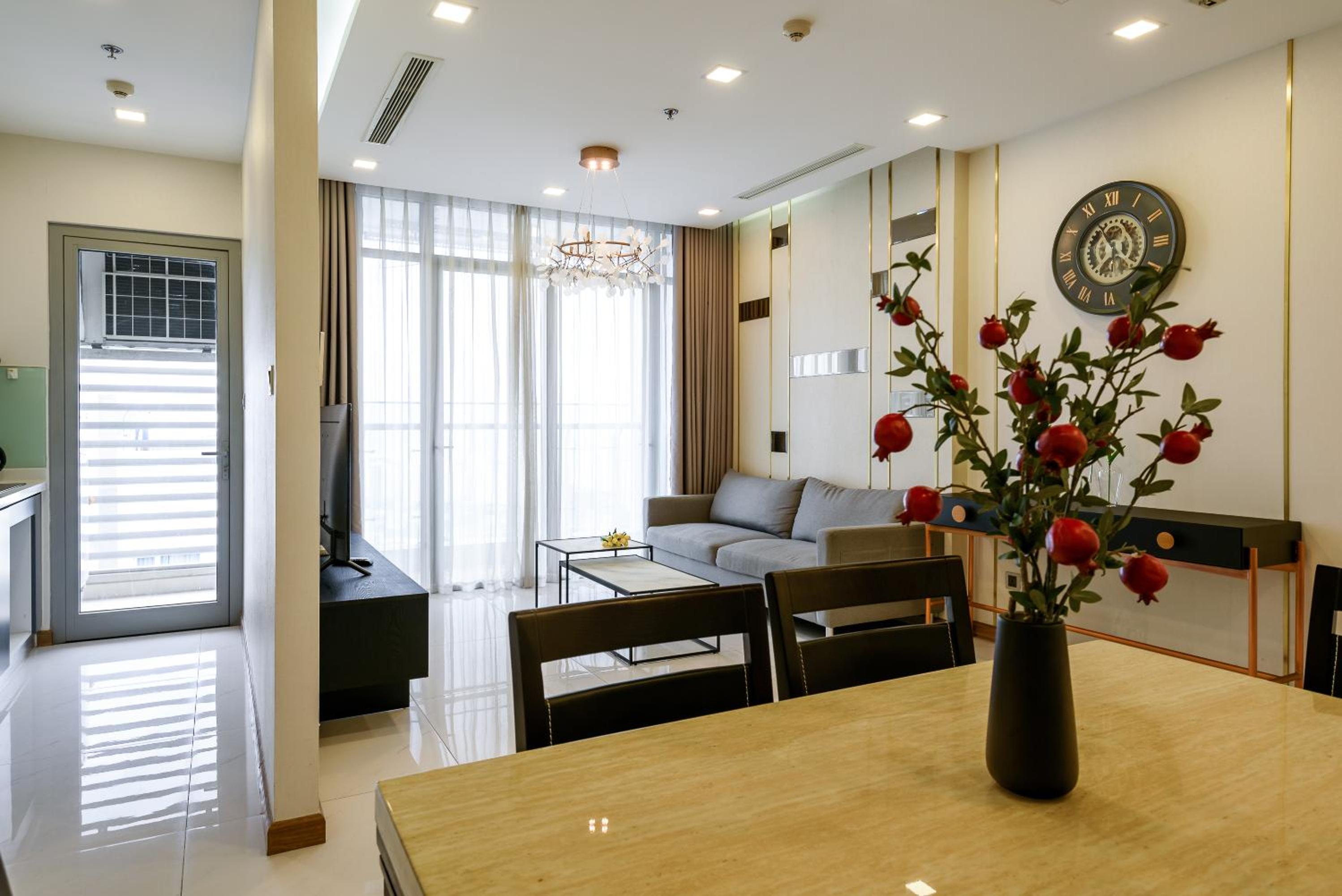 Luxury Apartment at Vinhomes Central Park