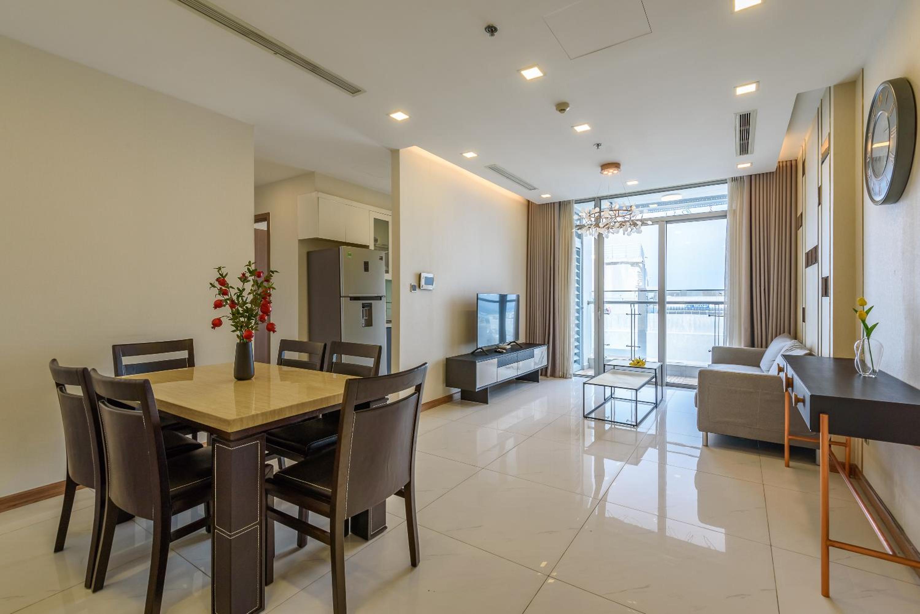 Luxury Apartment at Vinhomes Central Park