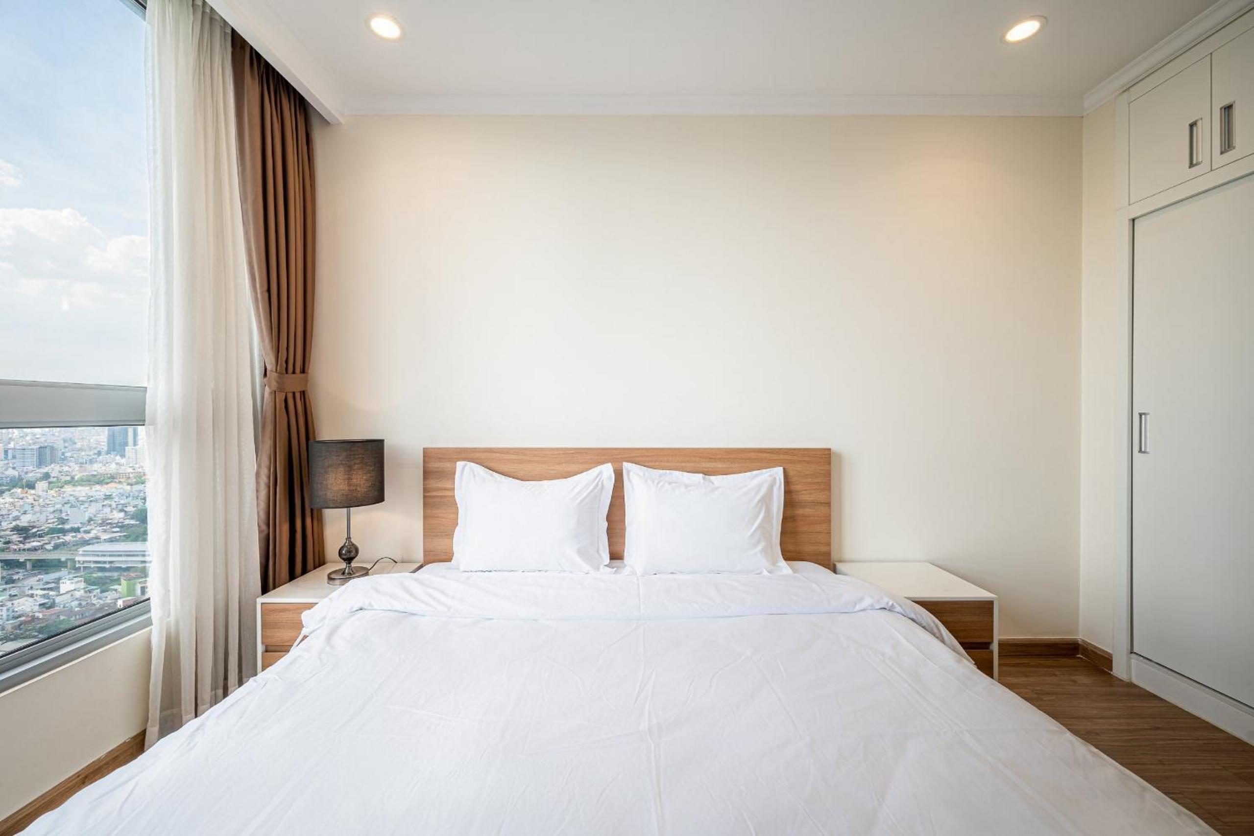 Luxury Apartment at Vinhomes Central Park