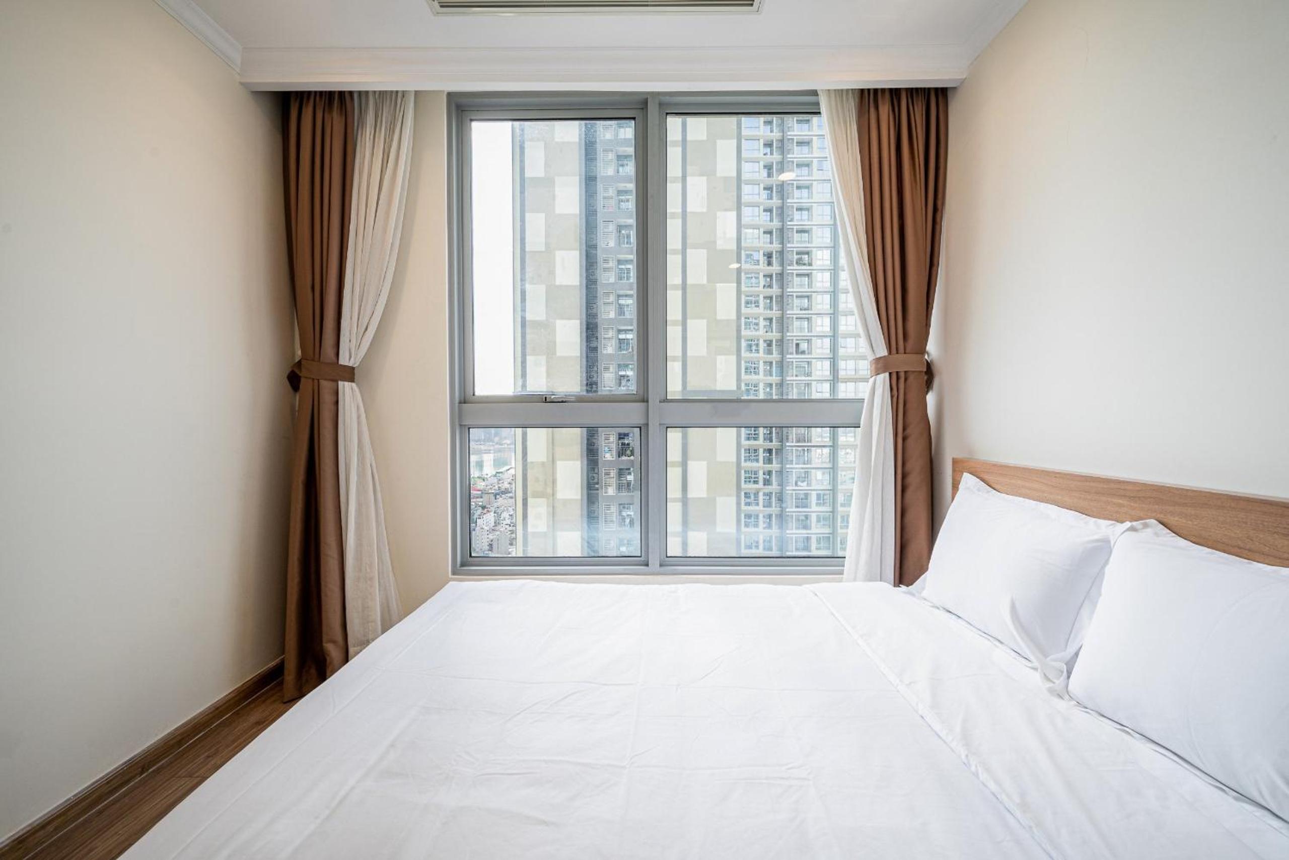 Luxury Apartment at Vinhomes Central Park