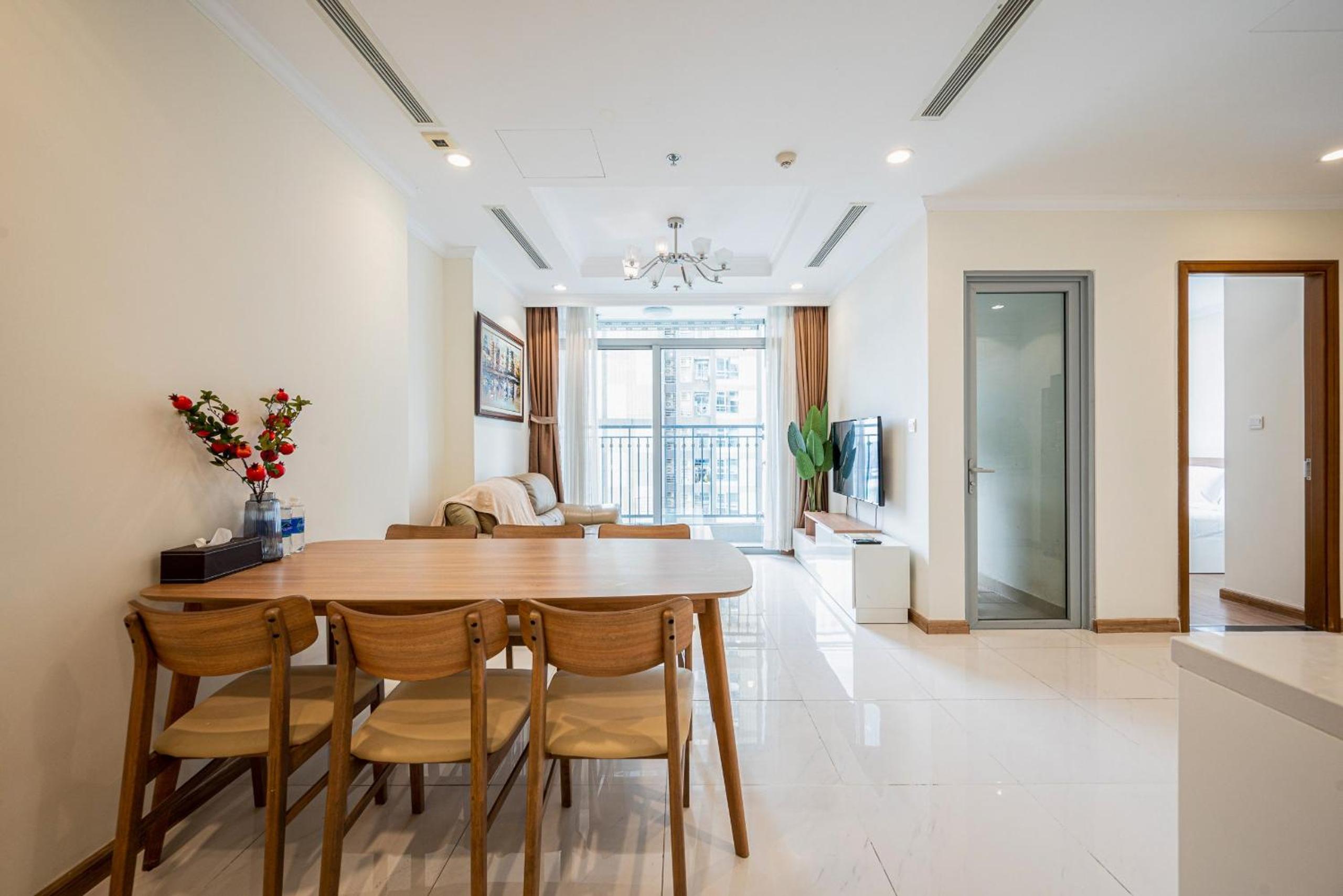 Luxury Apartment at Vinhomes Central Park