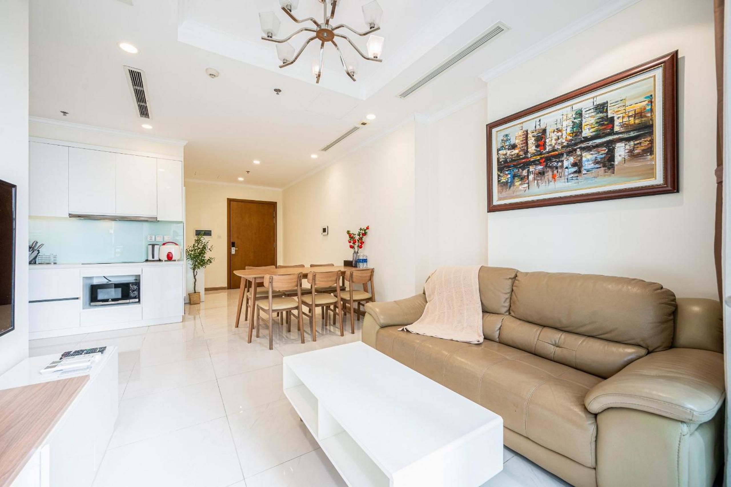Luxury Apartment at Vinhomes Central Park