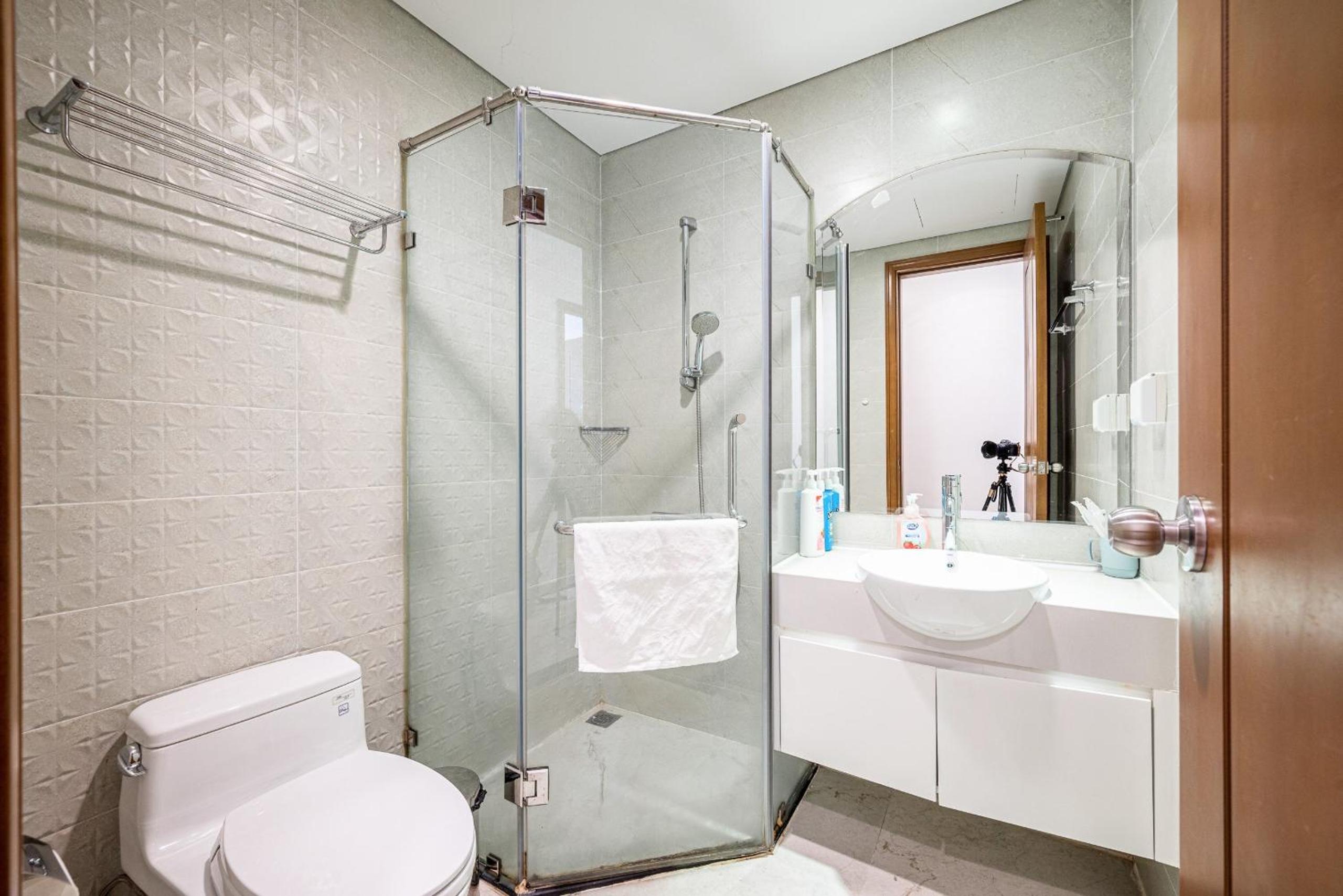 Luxury Apartment at Vinhomes Central Park